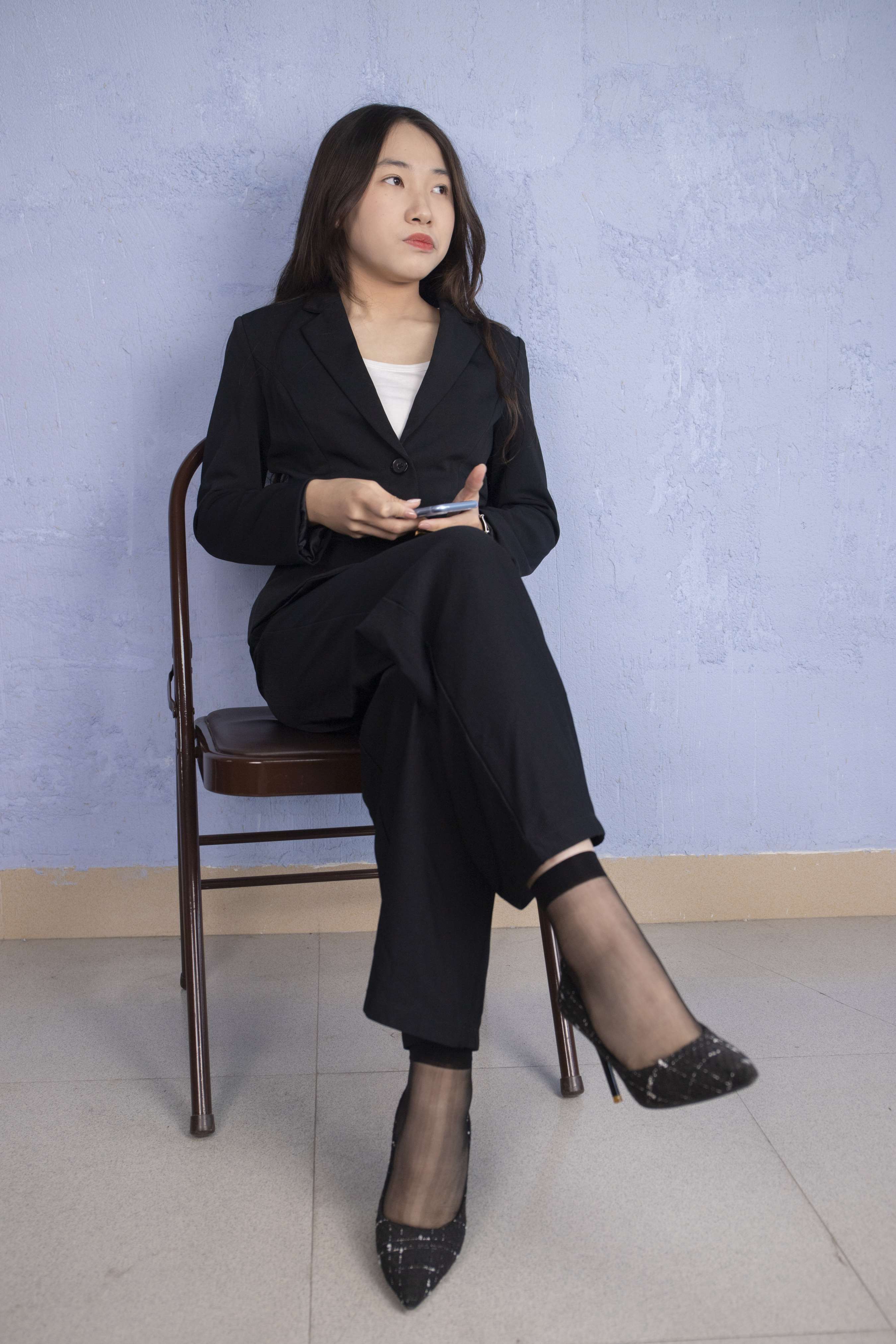 《少女制服短黑丝》作品图