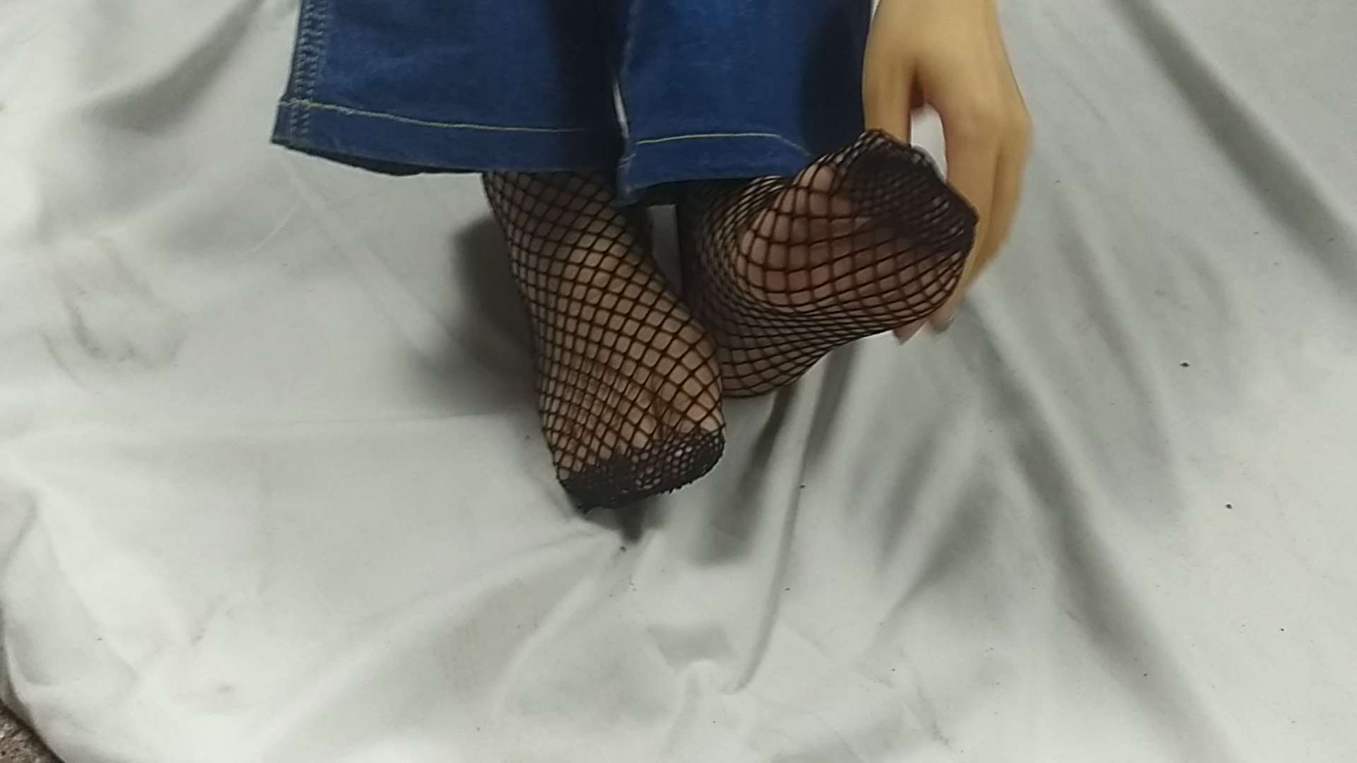 《[视频]-少女牛仔の网袜脚丫》作品图