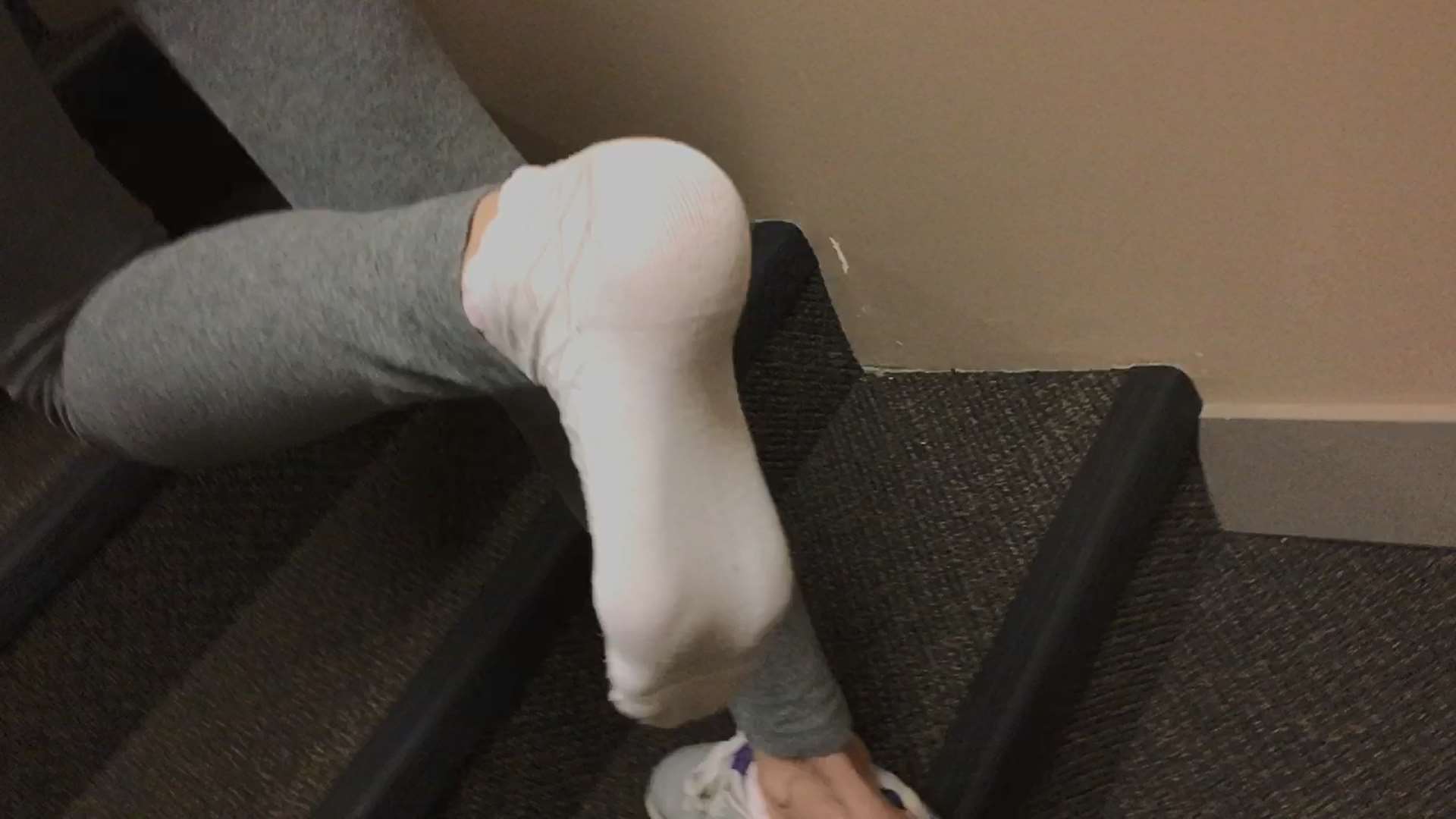 《[视频]miaotutu棉袜旅游鞋》作品图