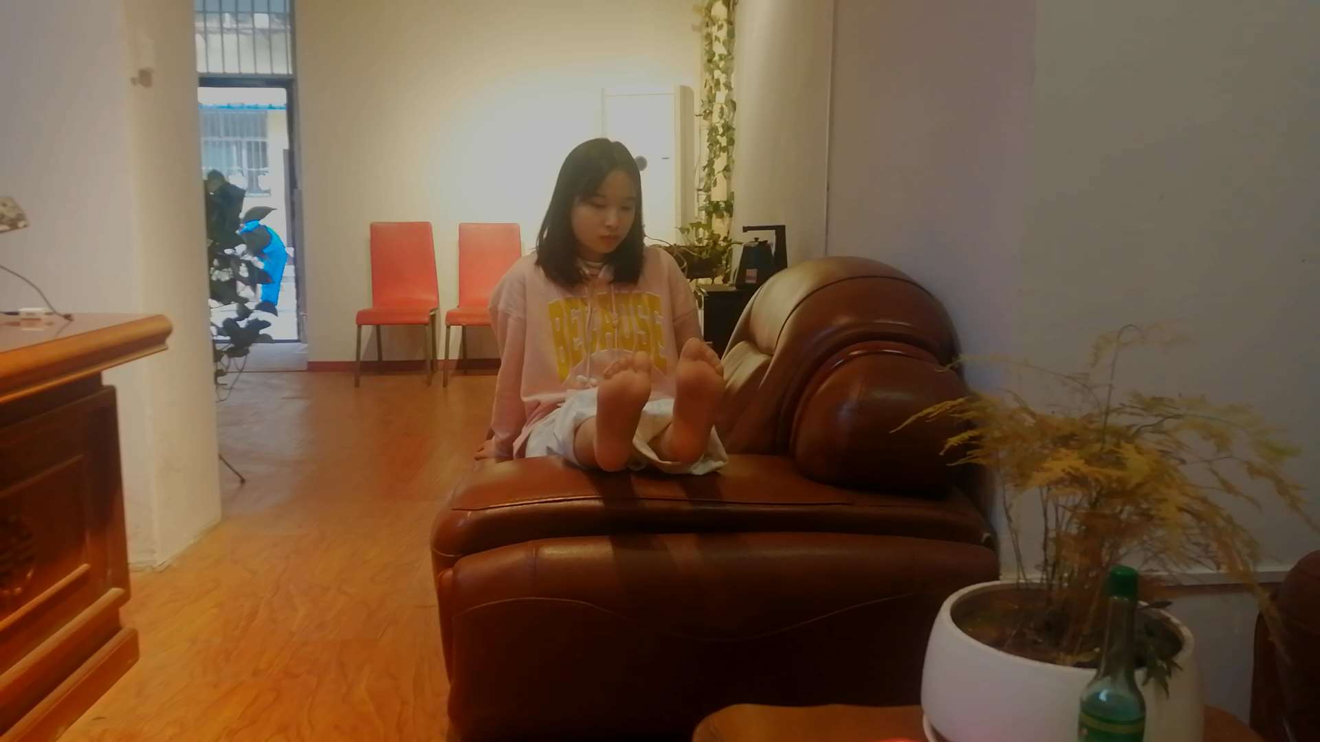 《[视频]-学姐沙发展短丝脚丫》作品图