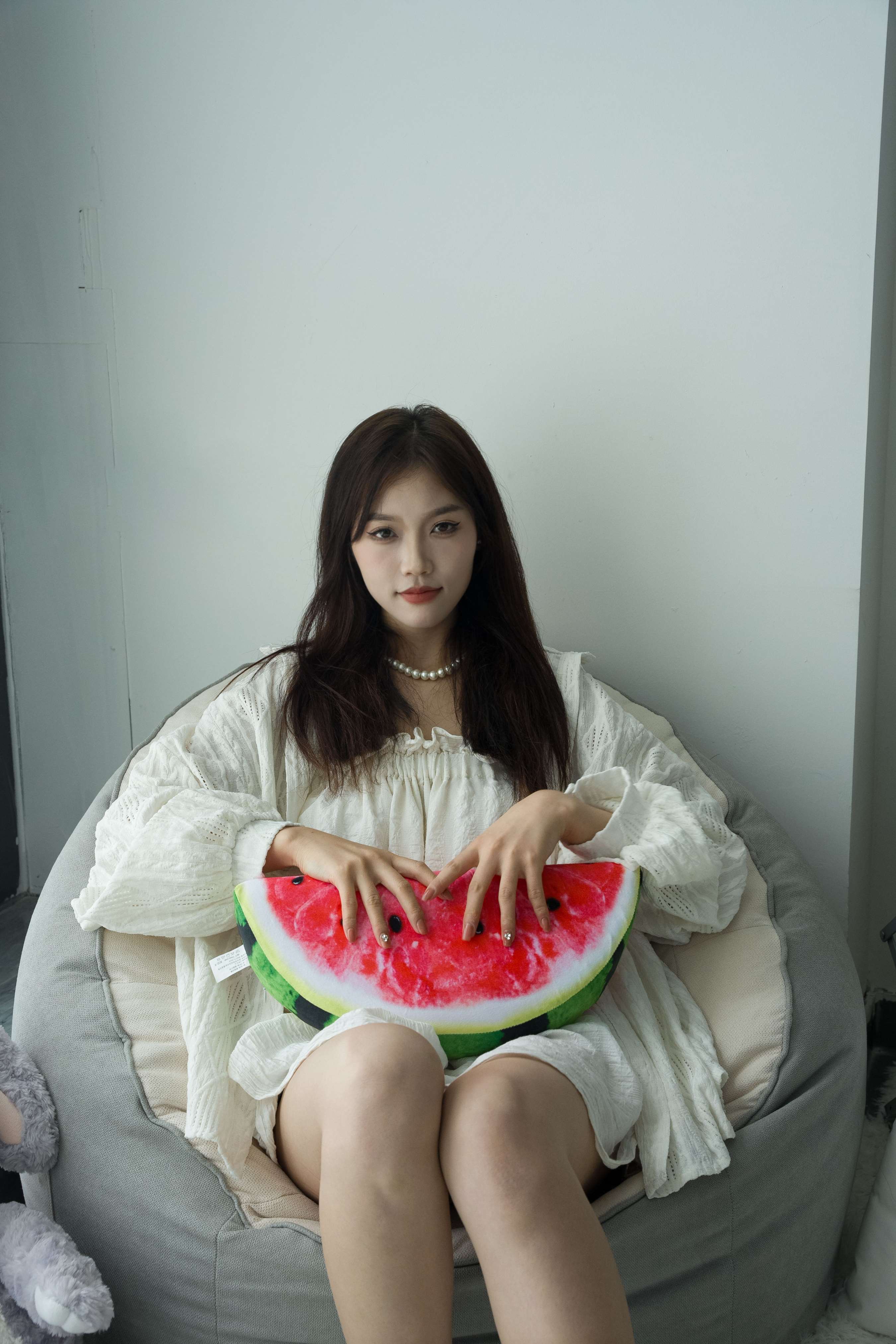 《虹虹白棉袜の裸足脚丫》作品图