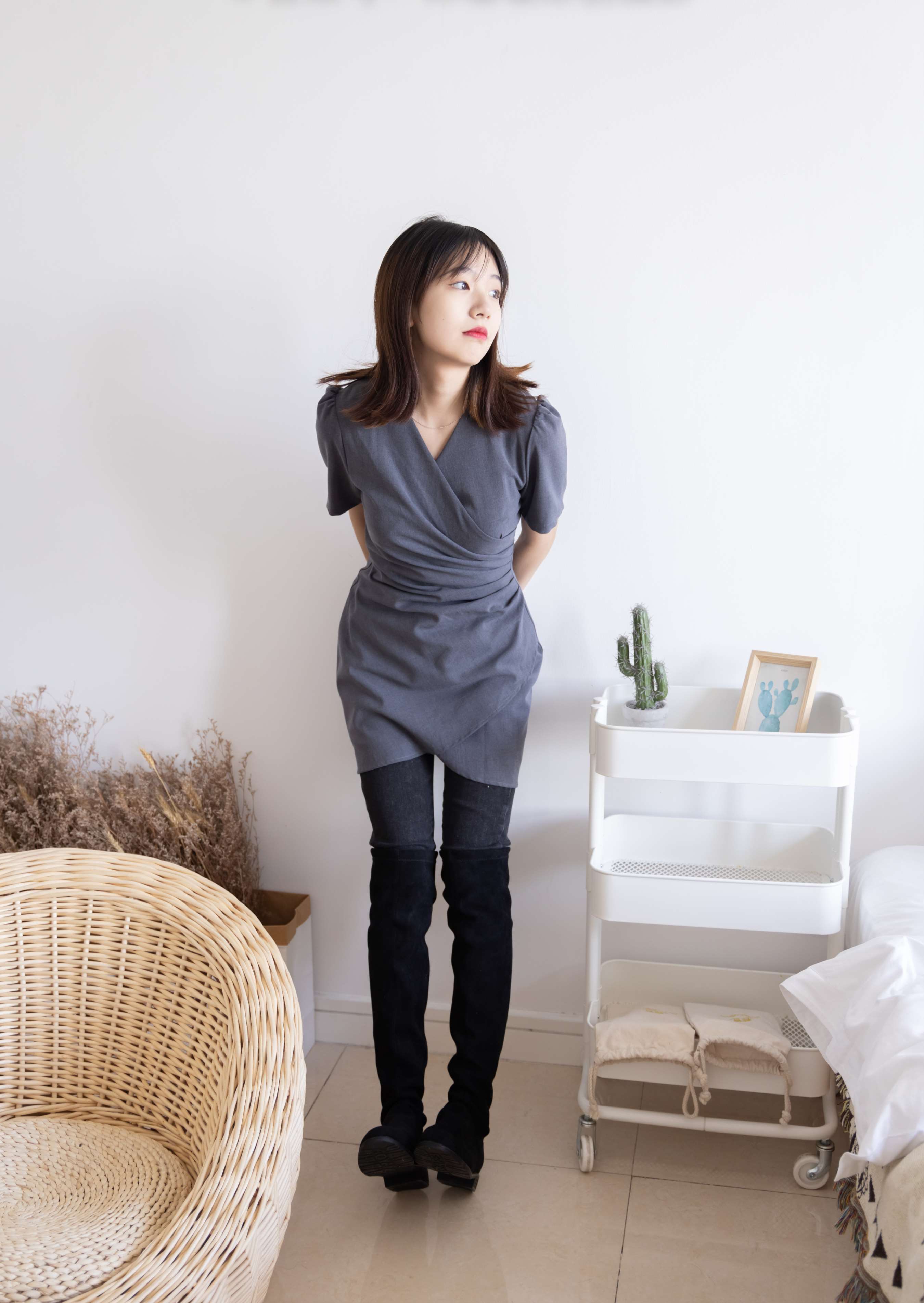 《小甜豆-长靴、短白棉袜》作品图