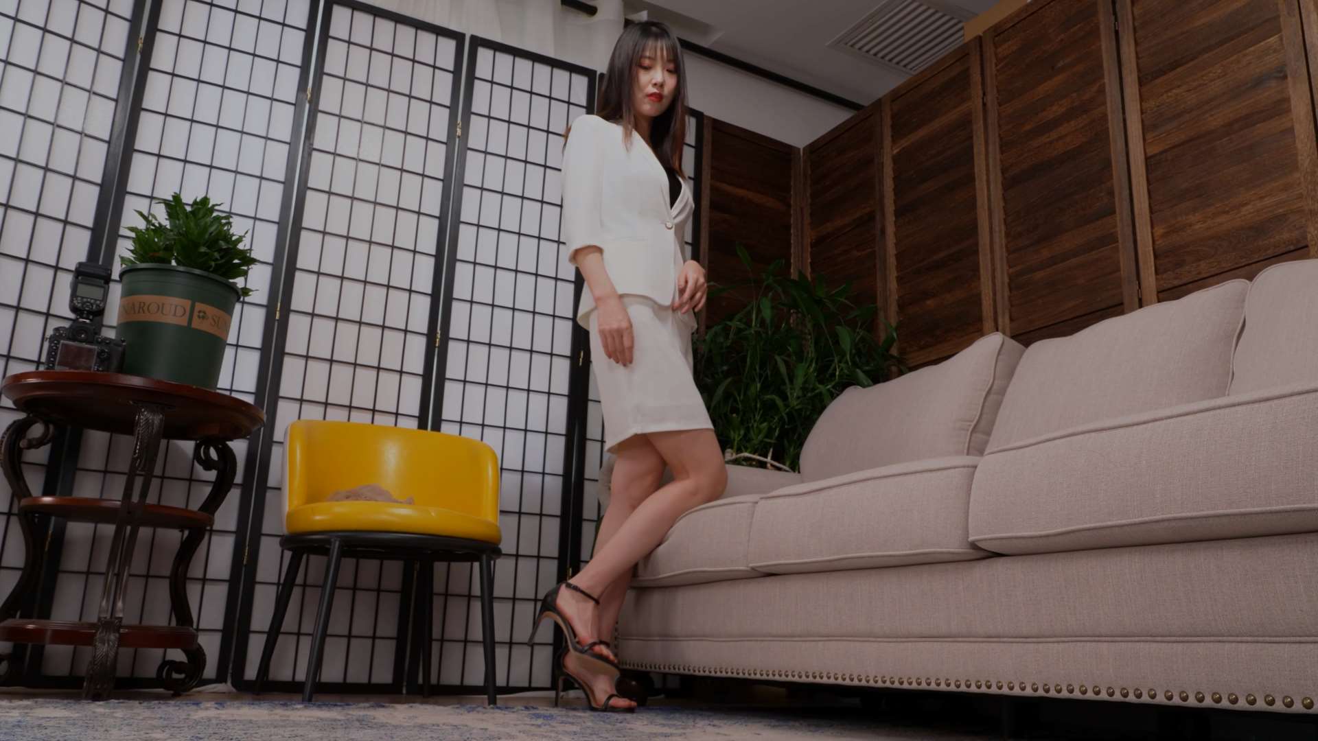 《[寄卖视频] A&F 王佳-订拍制服沙发肉丝》作品图