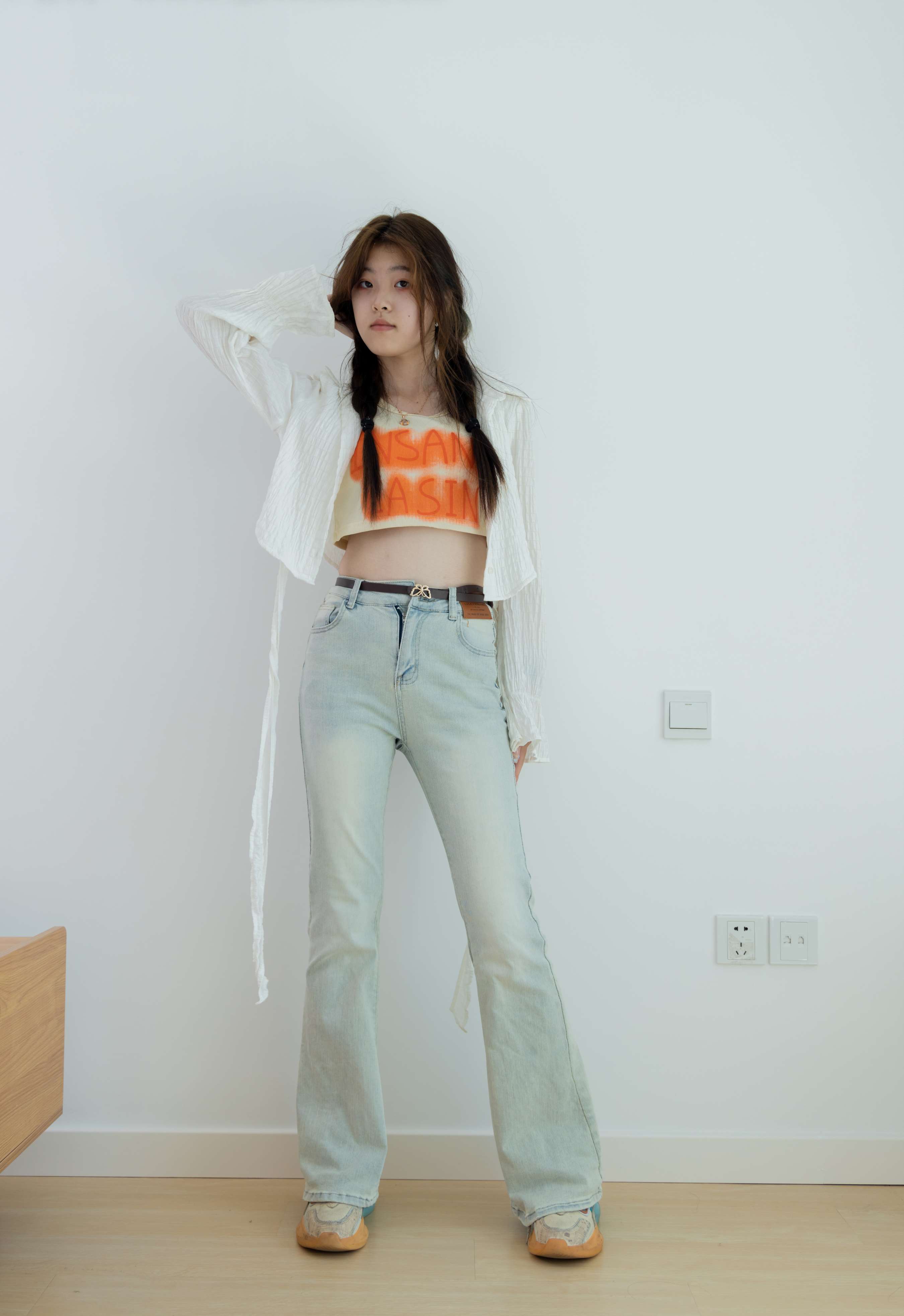 《小谨运动鞋の棉袜脚丫》作品图