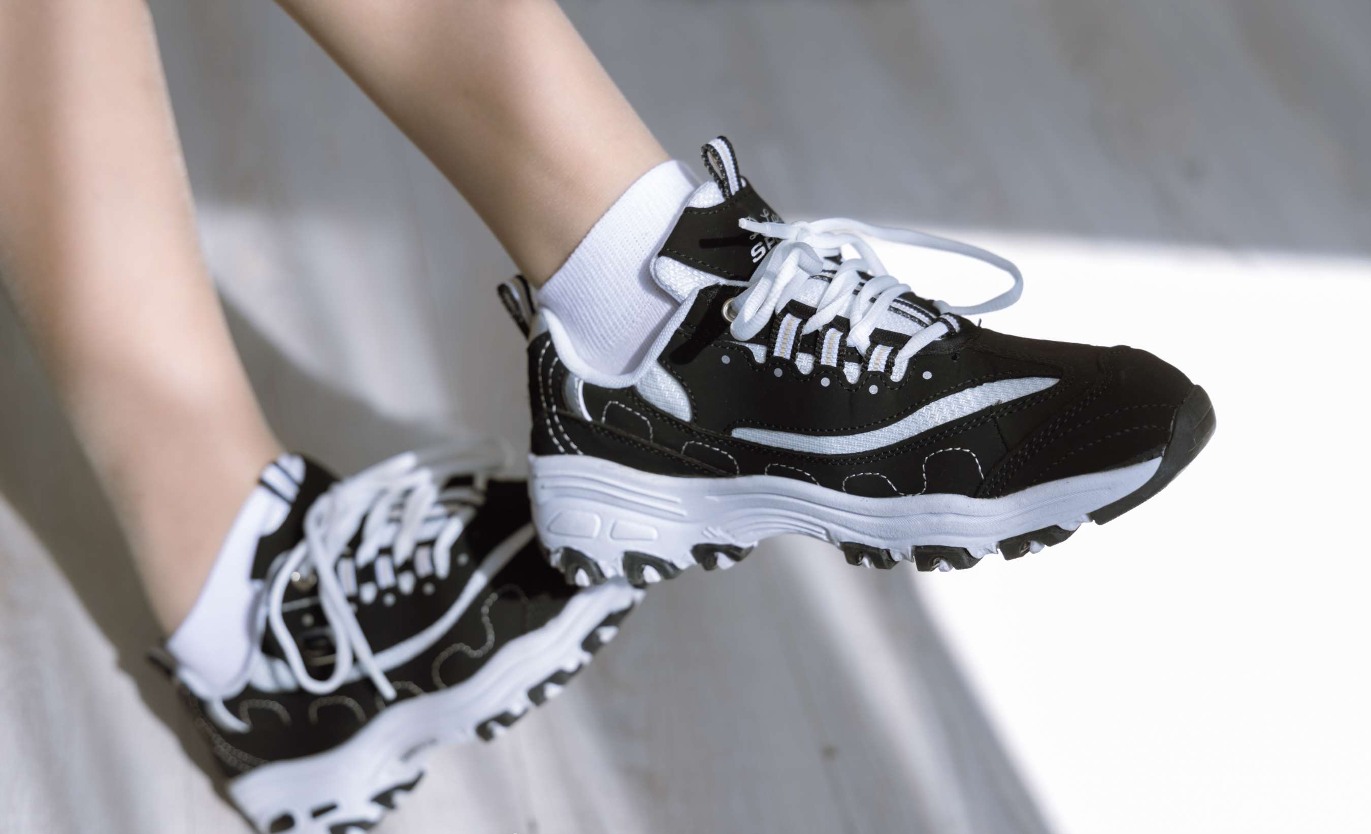 《小甜豆-运动鞋の瑜伽裤裤里丝》作品图