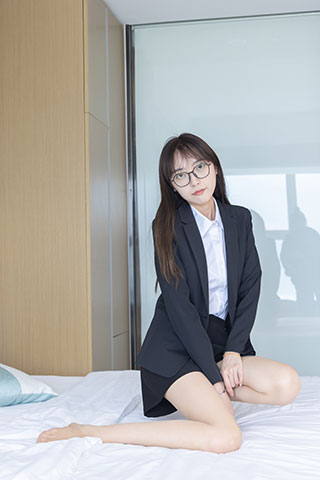 稚予-黑棉袜套肉丝脚丫