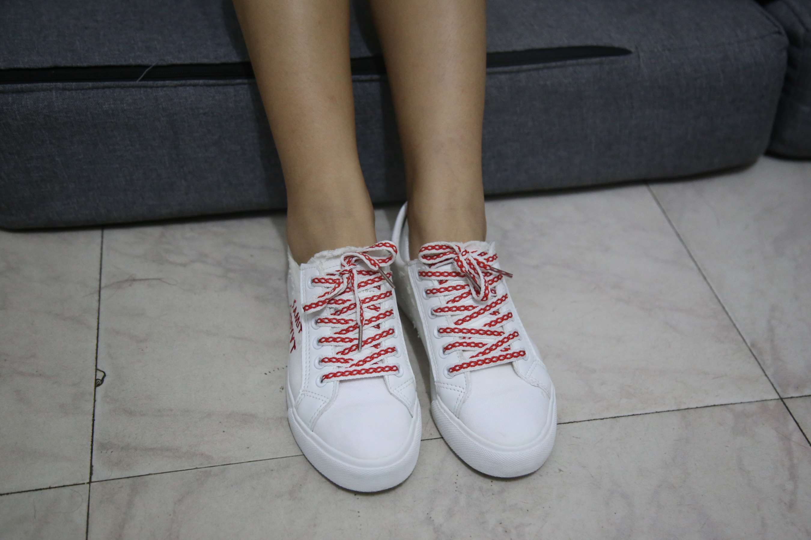 《小姐姐棉袜の船袜脚丫》作品图