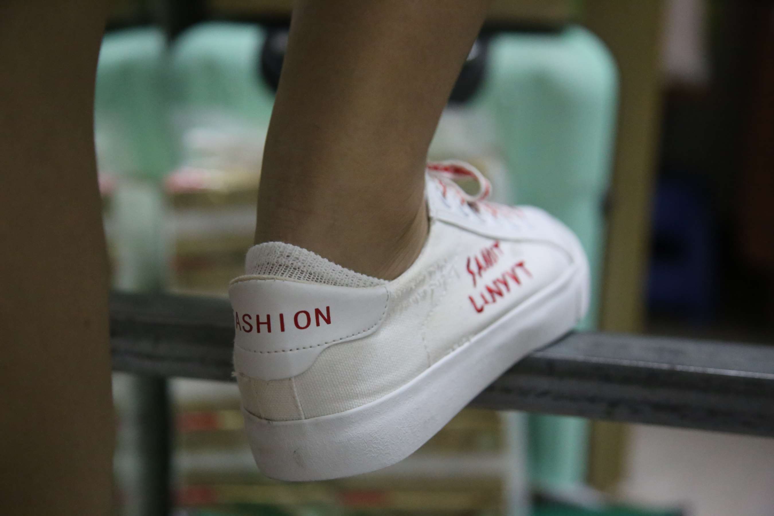 《小姐姐棉袜の船袜脚丫》作品图