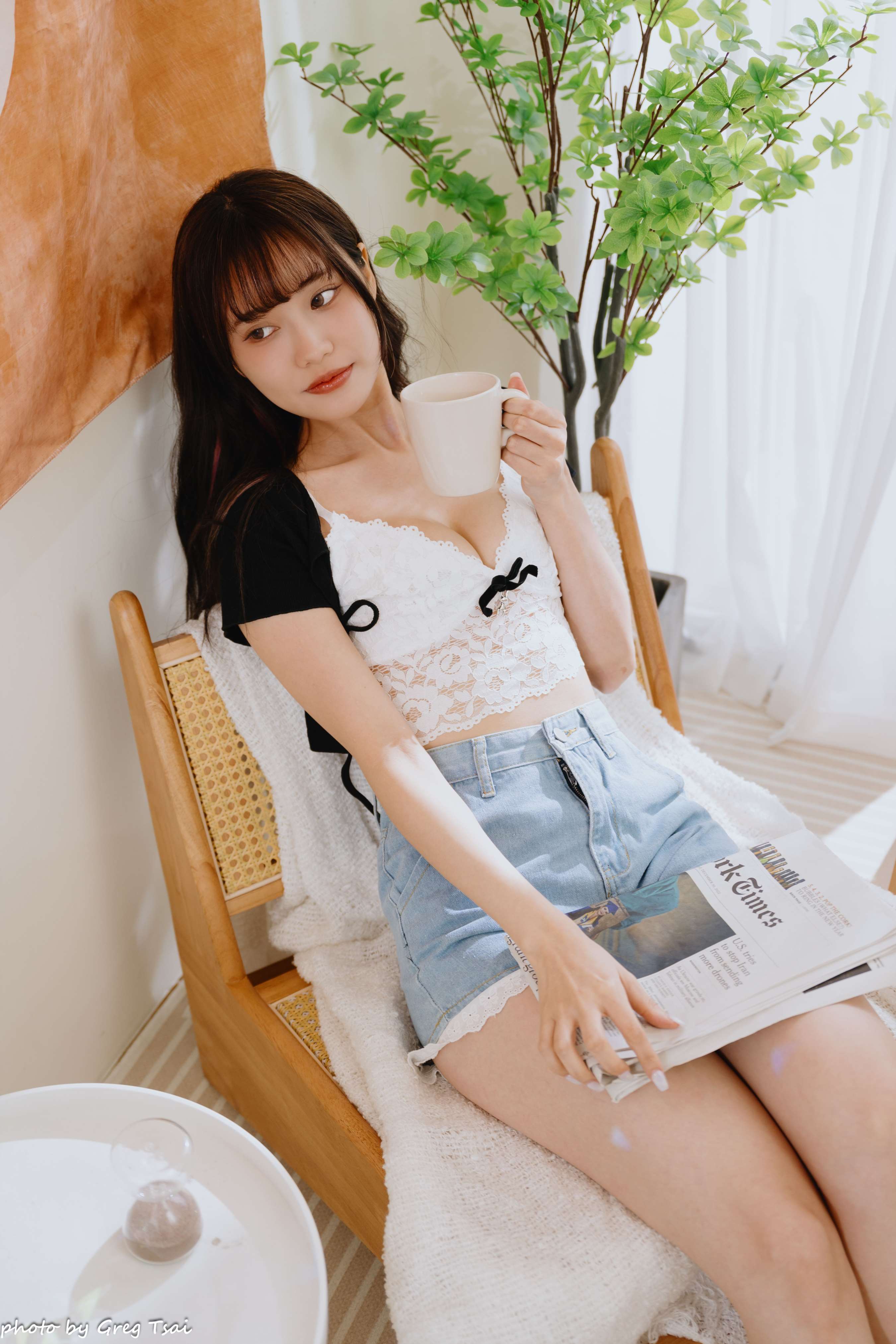 《惠宁热裤の裸足》作品图