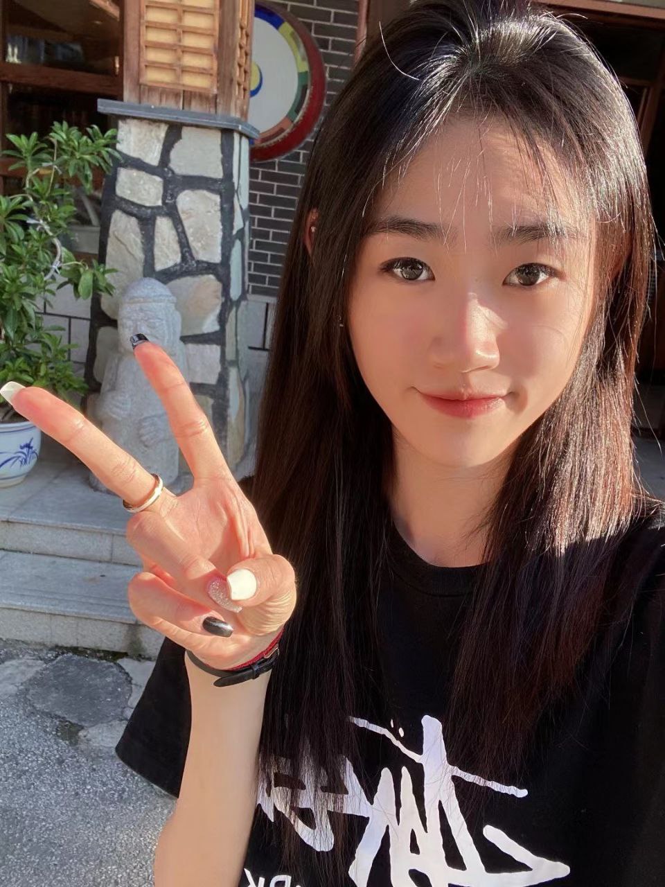 《[视频]套路身高178 43大脚的高三美女》作品图