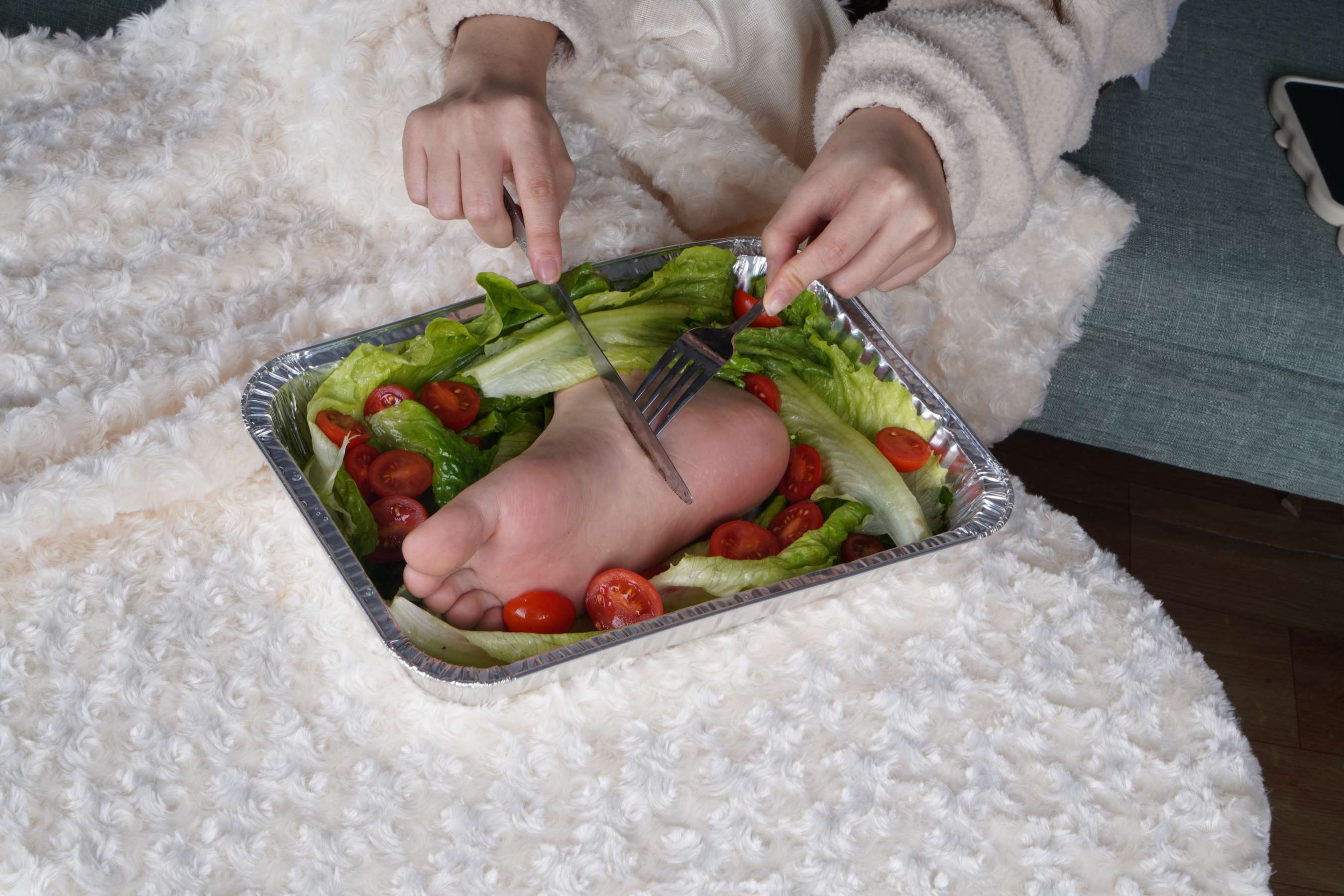 《小莹的脚丫大餐》作品图