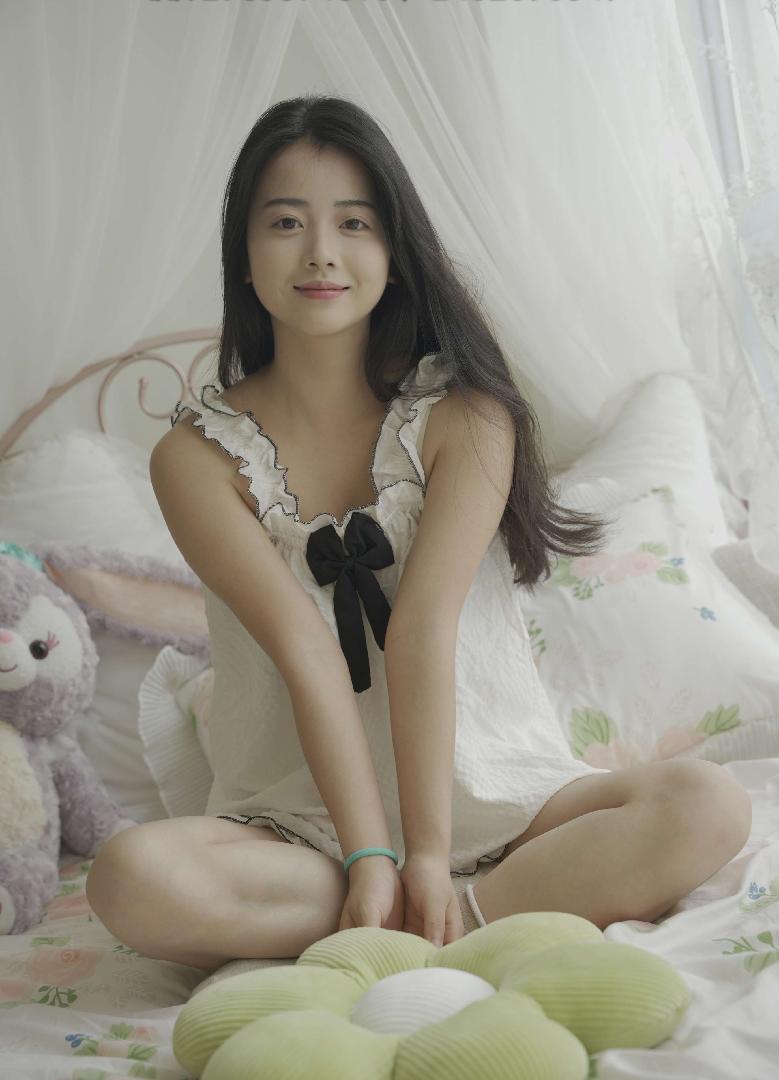 《小玲-坠落人间的天使》作品图