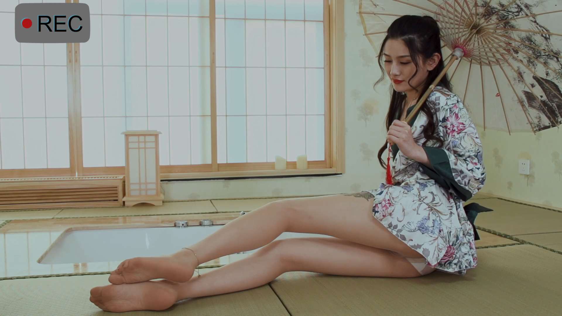 《[视频]-和风物语の伞中情-甜甜》作品图