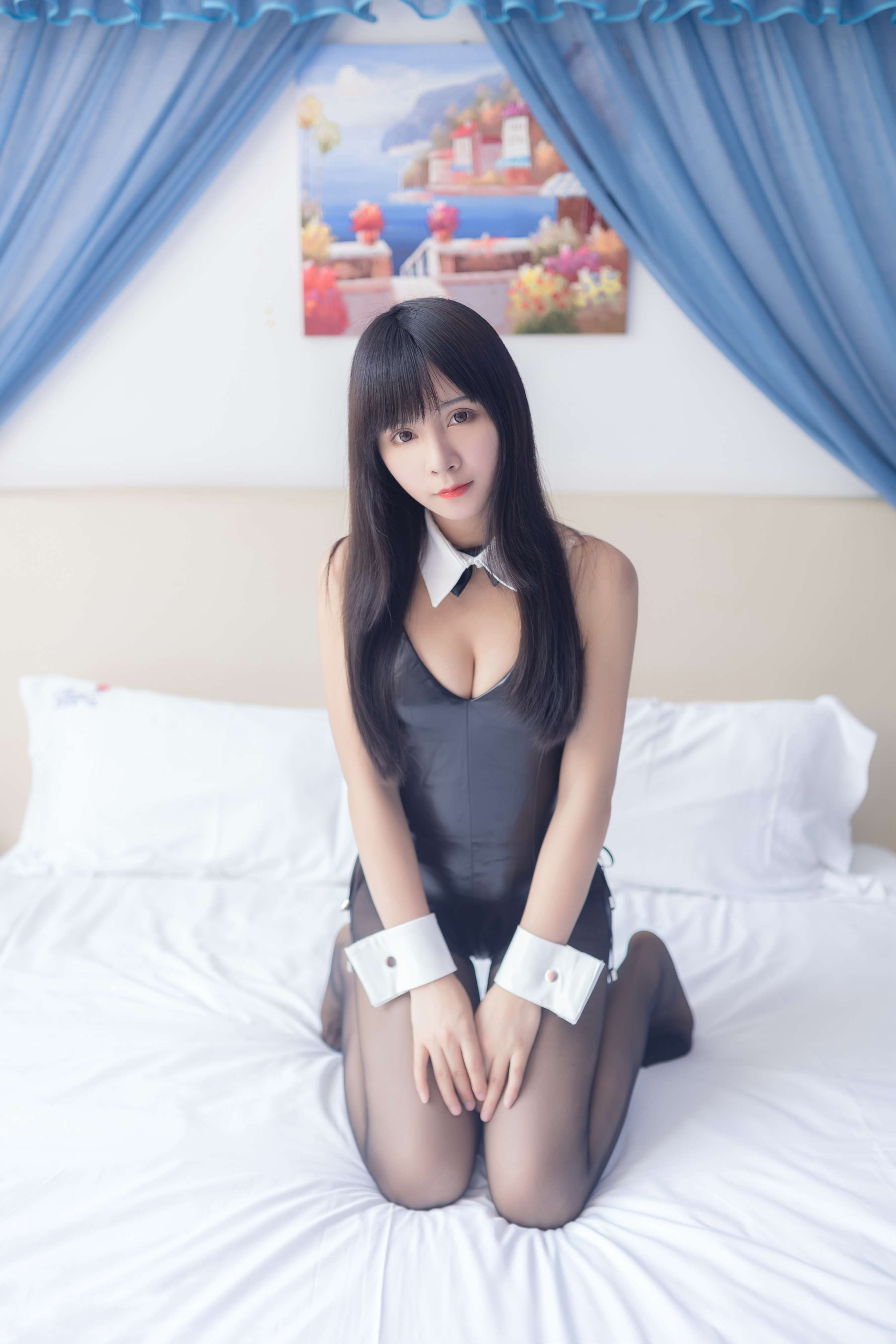 《秋山兔女郎》作品图