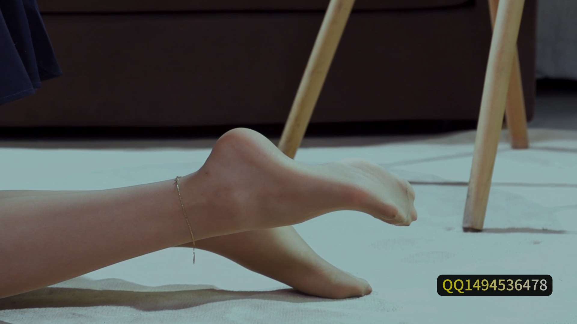 《[视频]肉丝俏女郎-敏儿》作品图