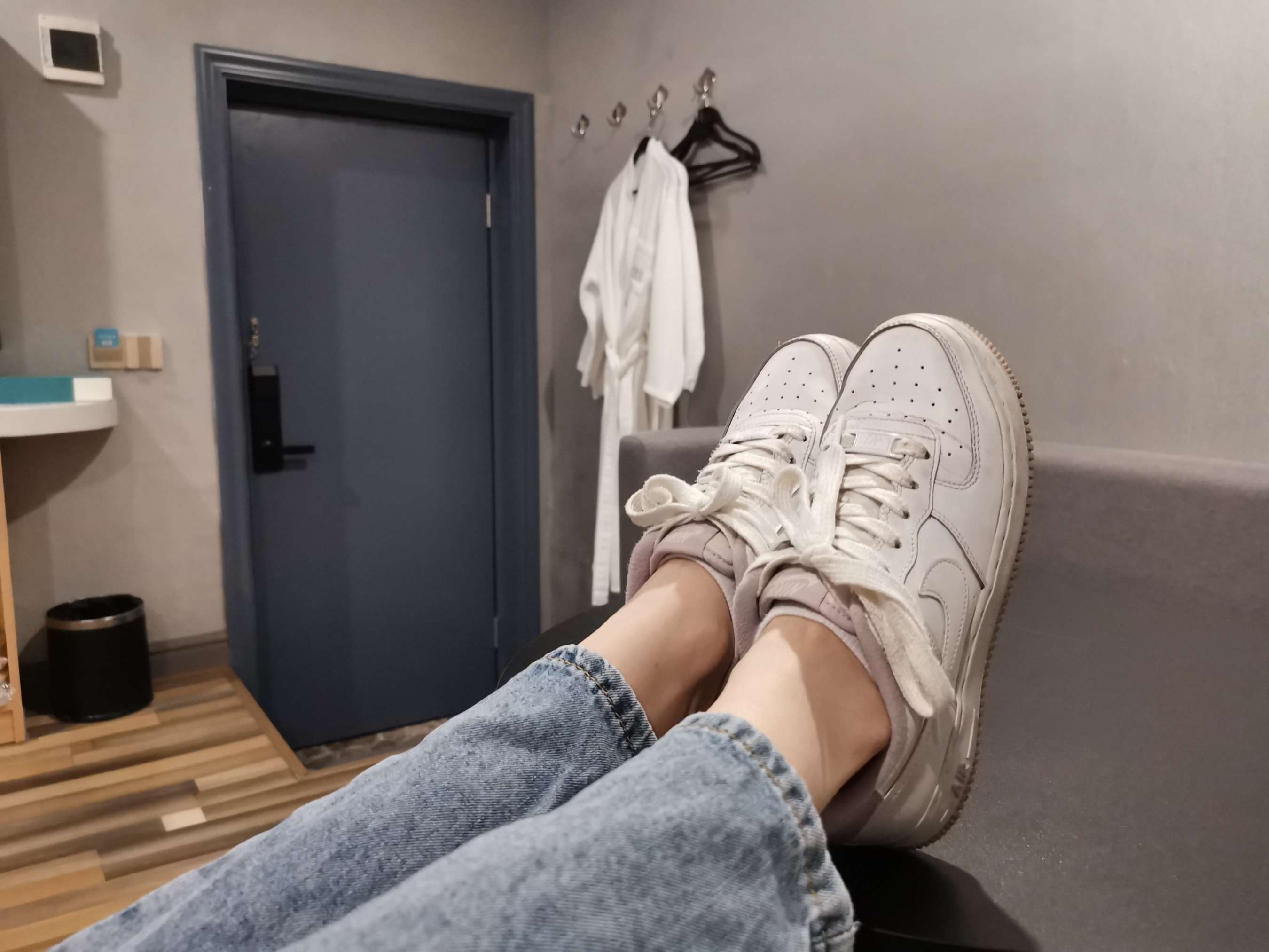 《嘉乐板鞋の棉袜脚丫》作品图