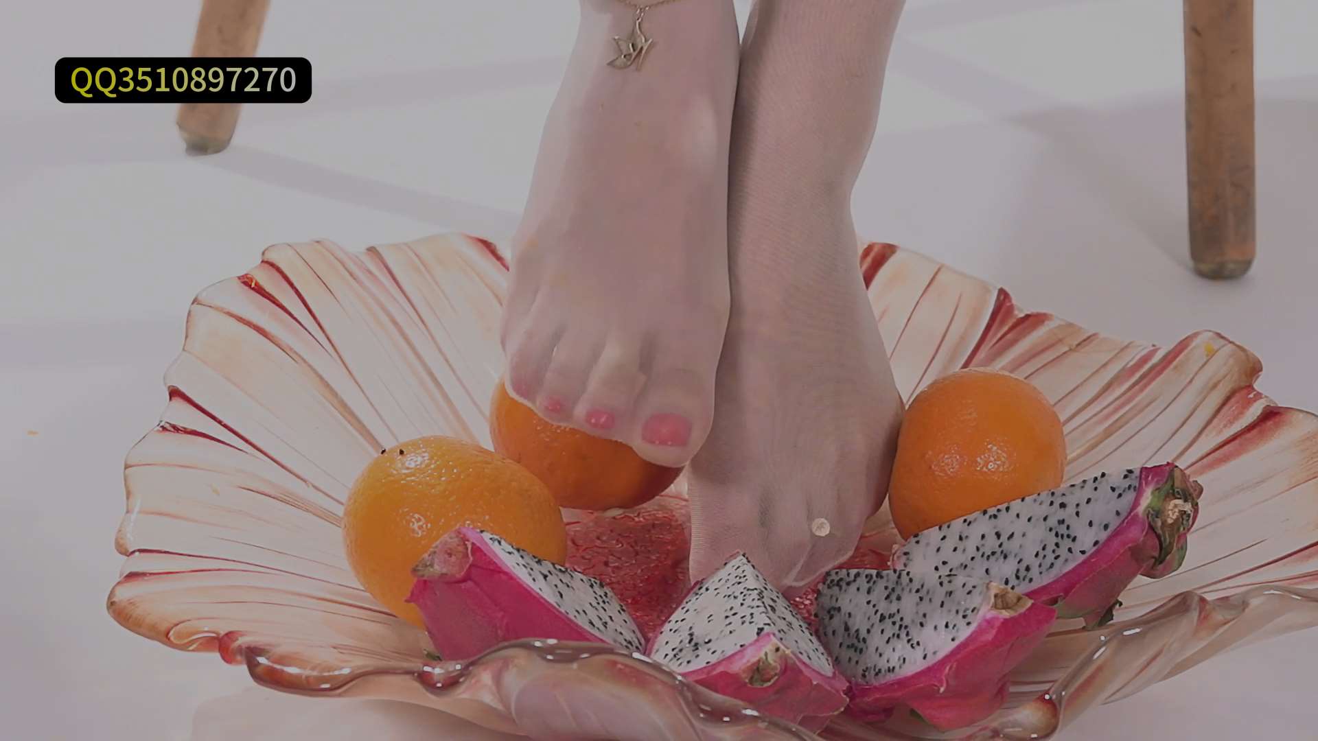 《[视频]香丝柔吻-汐汐》作品图