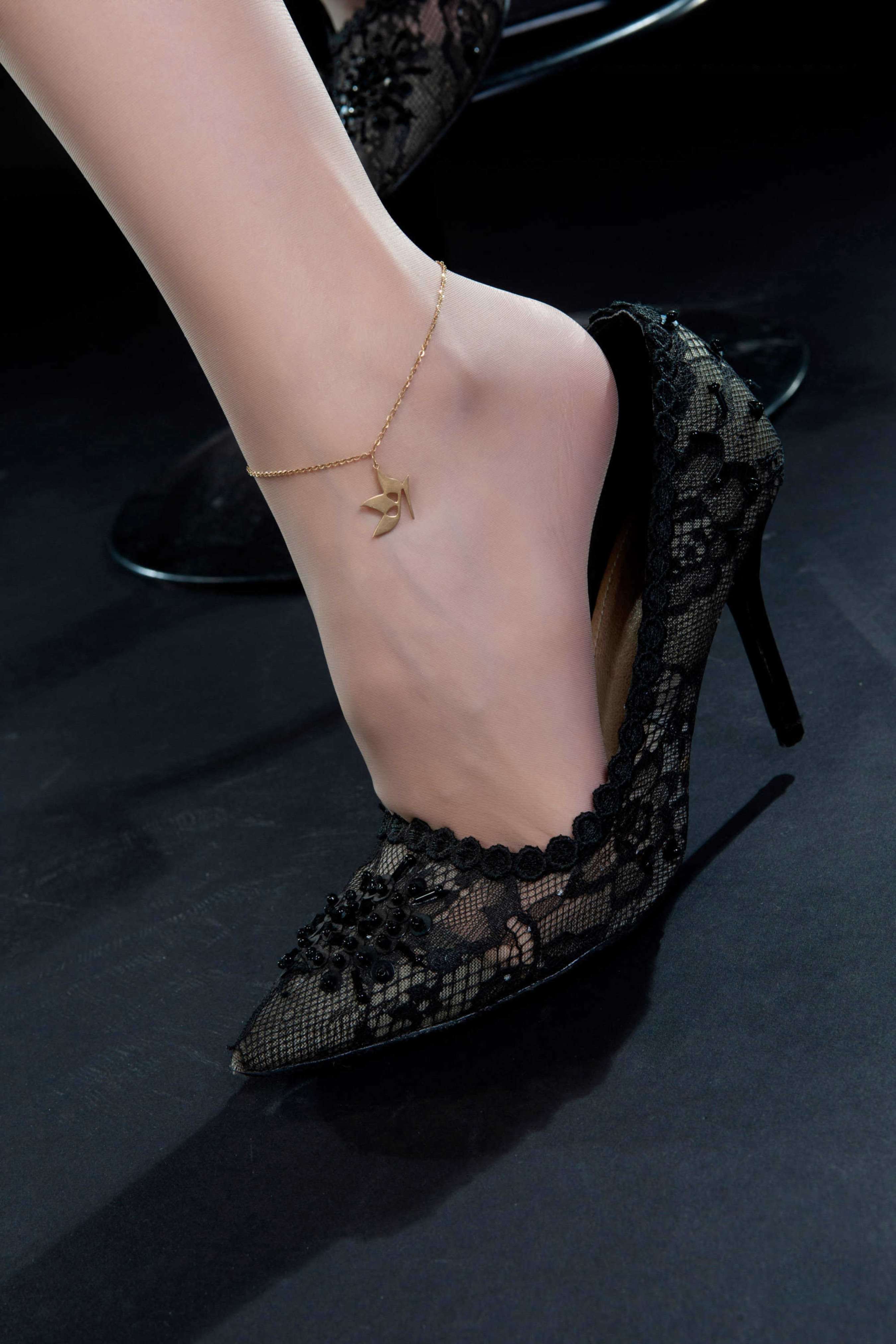 《欲缚龟甲-凉儿》作品图