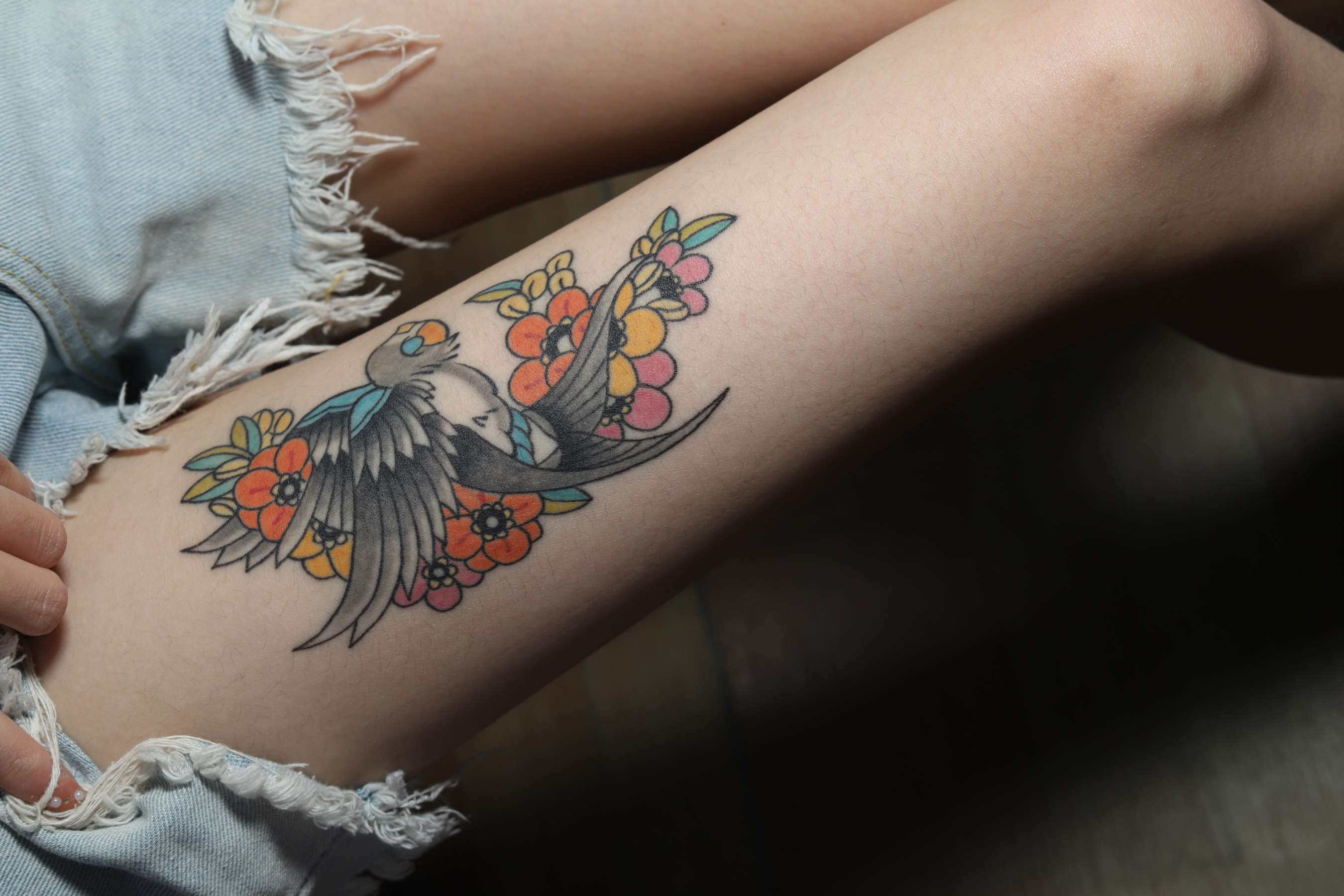 《小表妹的嫩脚》作品图