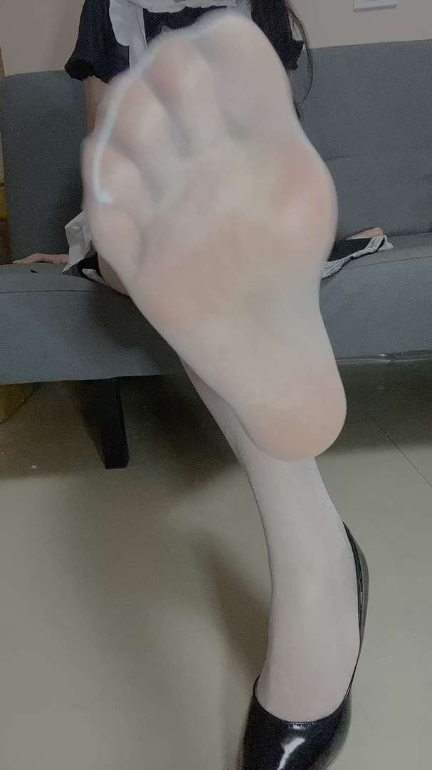 《[视频]直播女神@沐儿女仆装》作品图