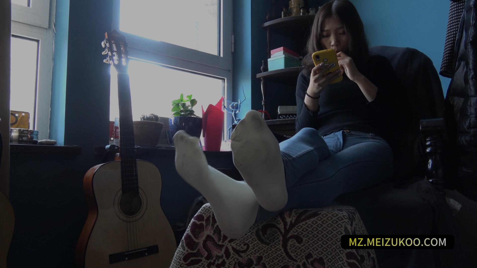 《[寄卖视频]-K&M-Jiahui牛仔裤棉袜裸足》作品图