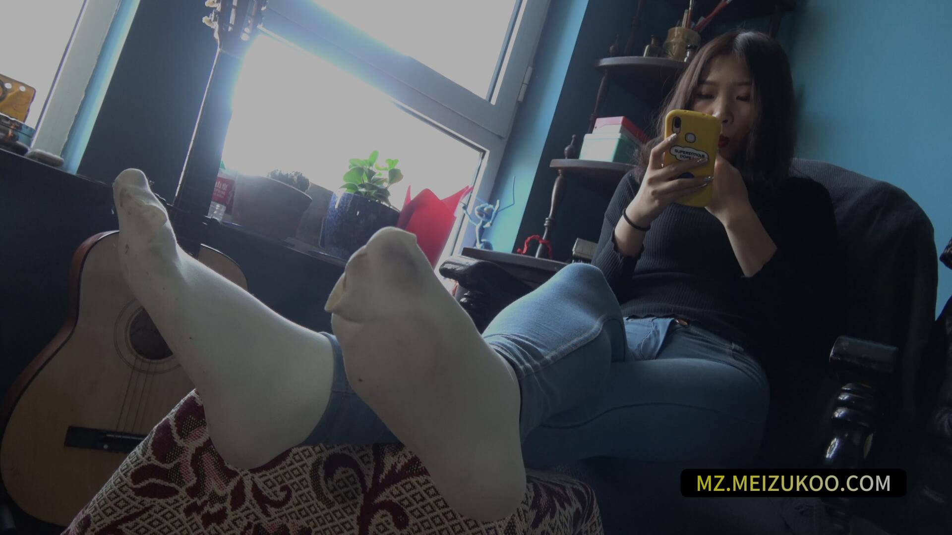 《[寄卖视频]-K&M-Jiahui牛仔裤棉袜裸足》作品图