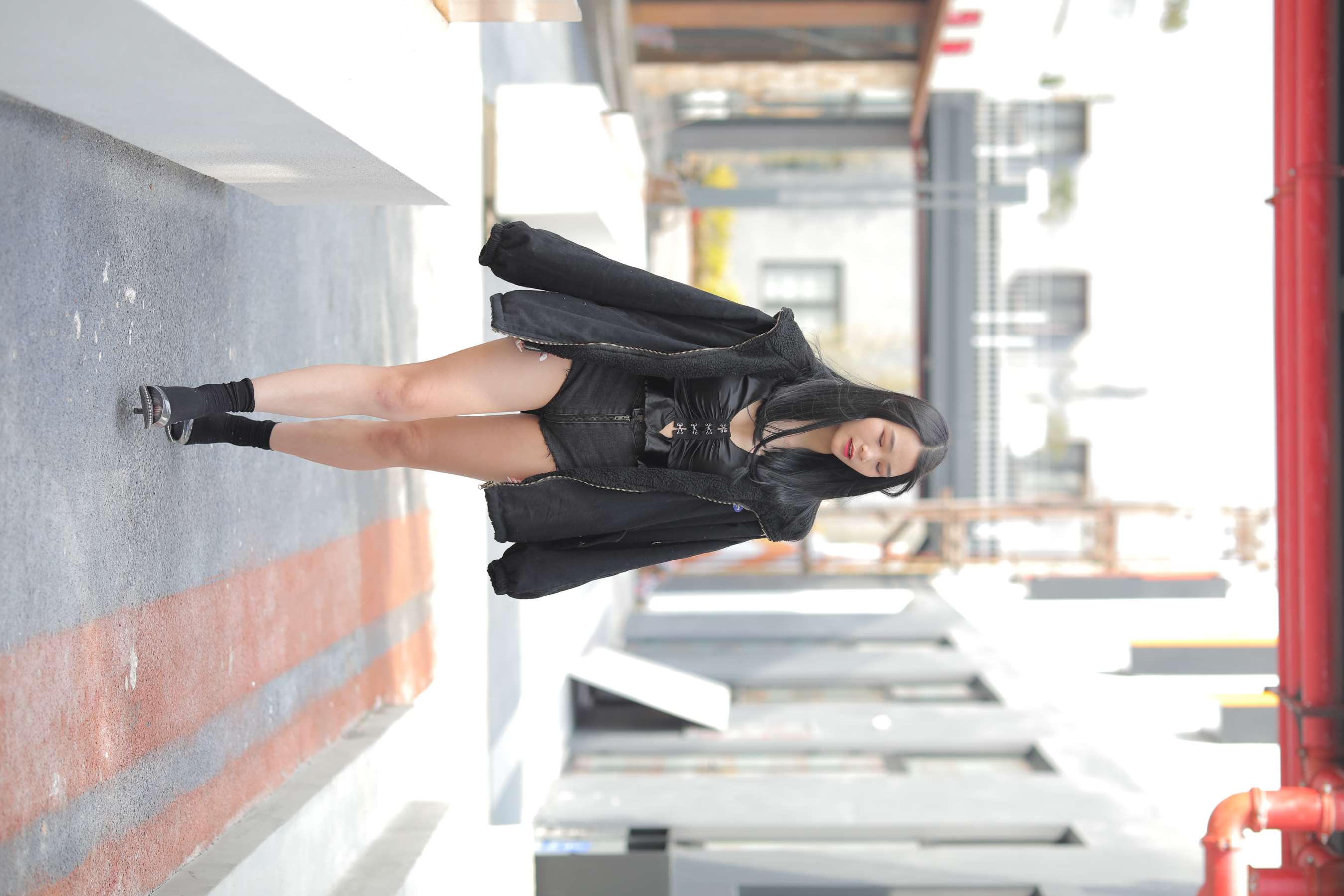 《创意园隔壁公司小妹》作品图