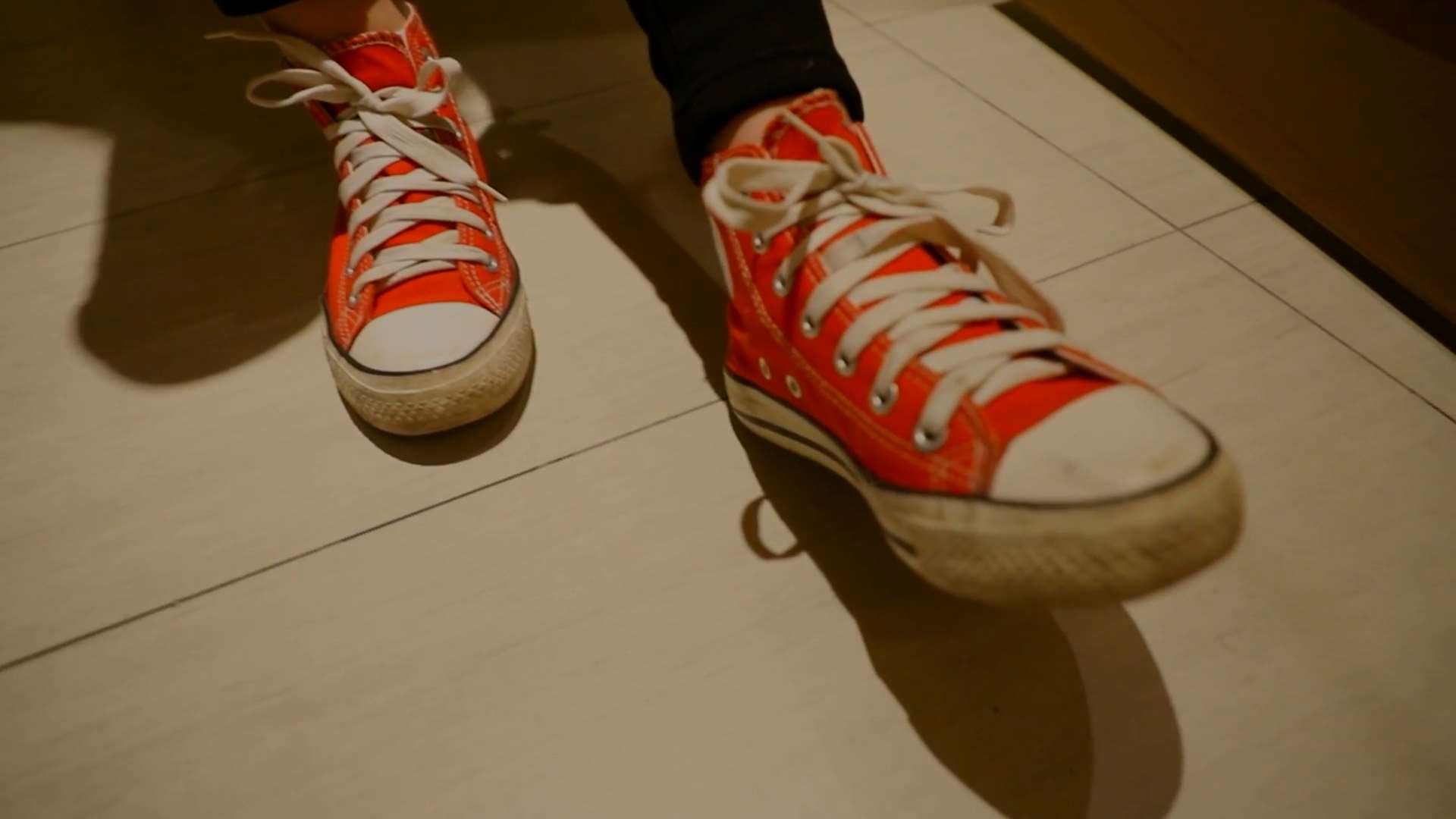 《[视频]少女高帮帆布鞋》作品图