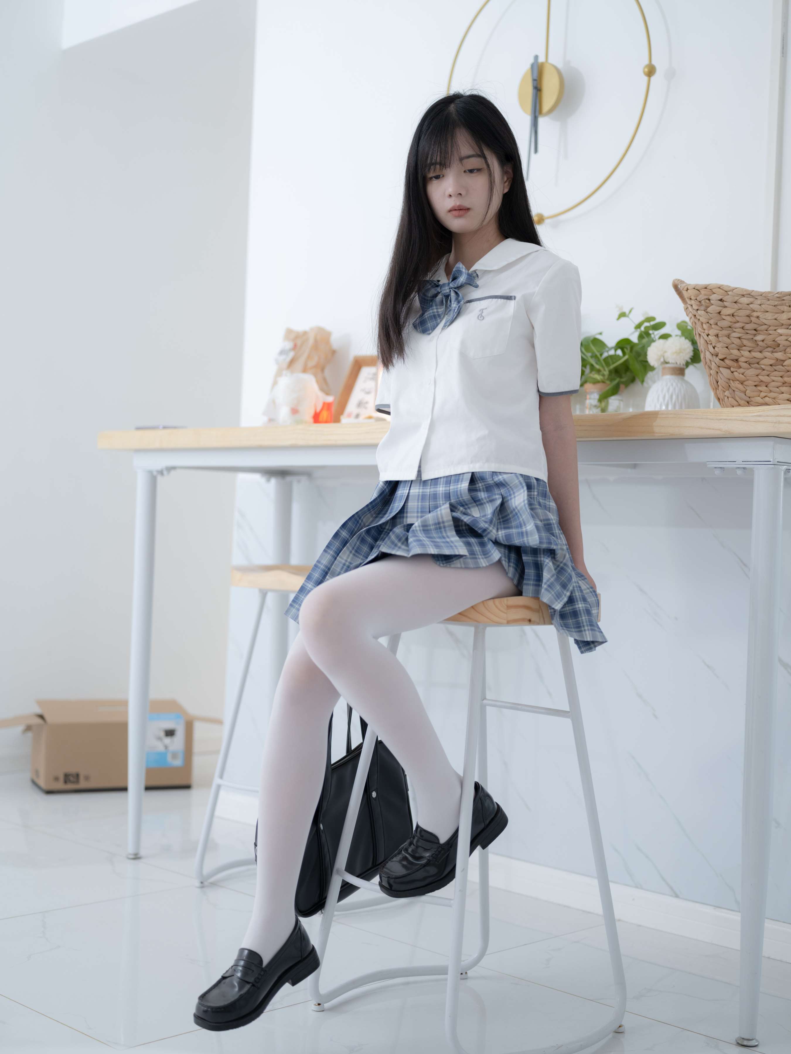 《少女JK制服の白丝》作品图