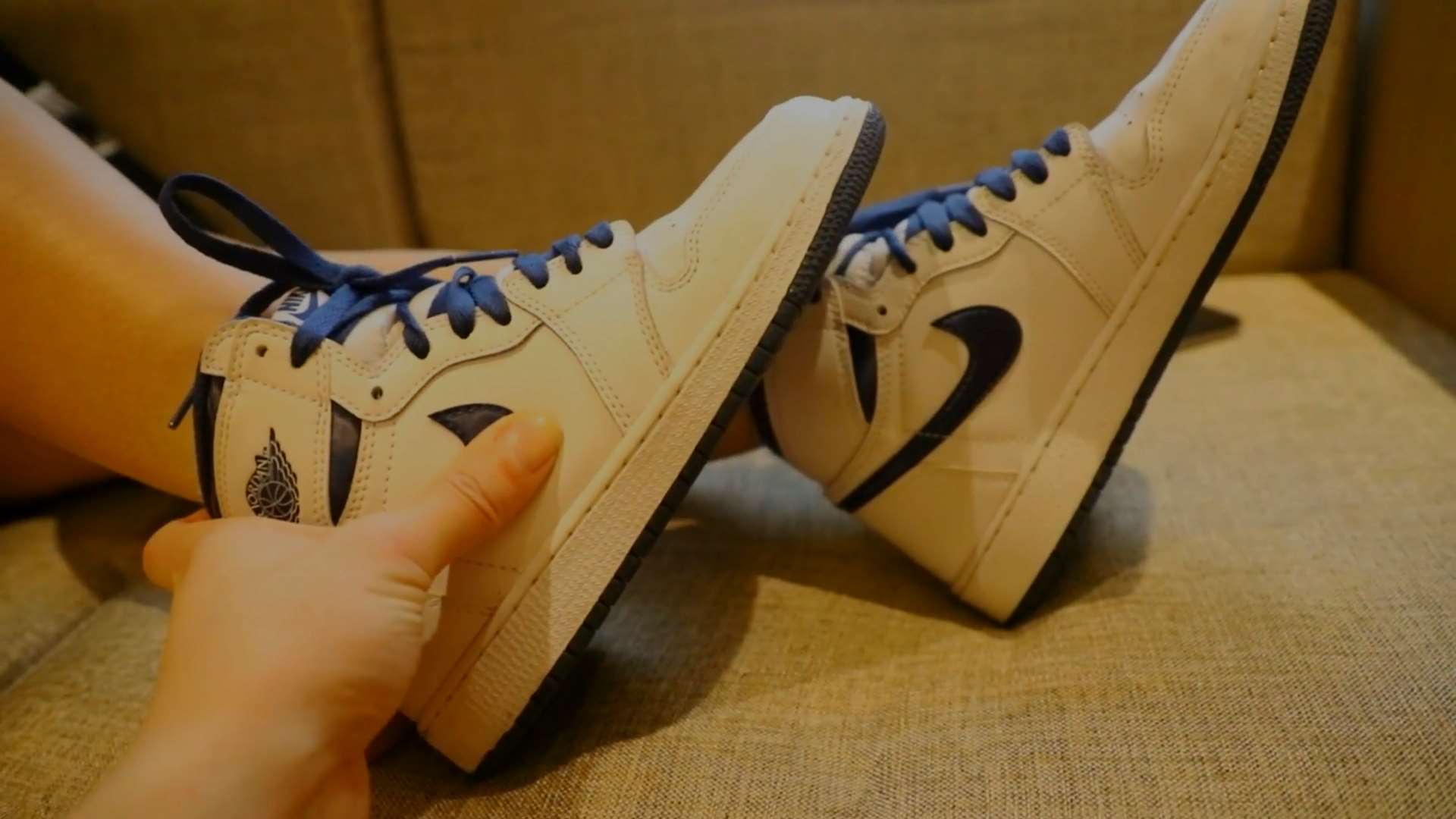 《[视频]学姐板鞋の脱棉袜》作品图