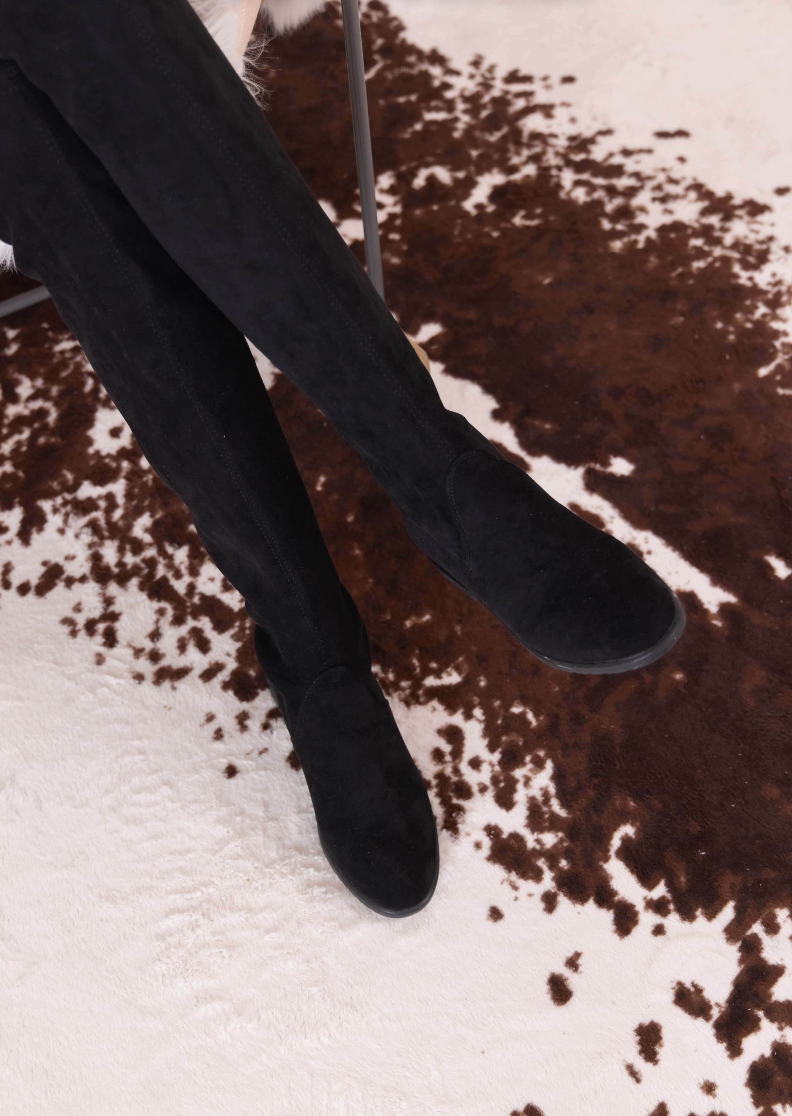 《小甜豆-长靴油亮灰丝の裤里丝》作品图