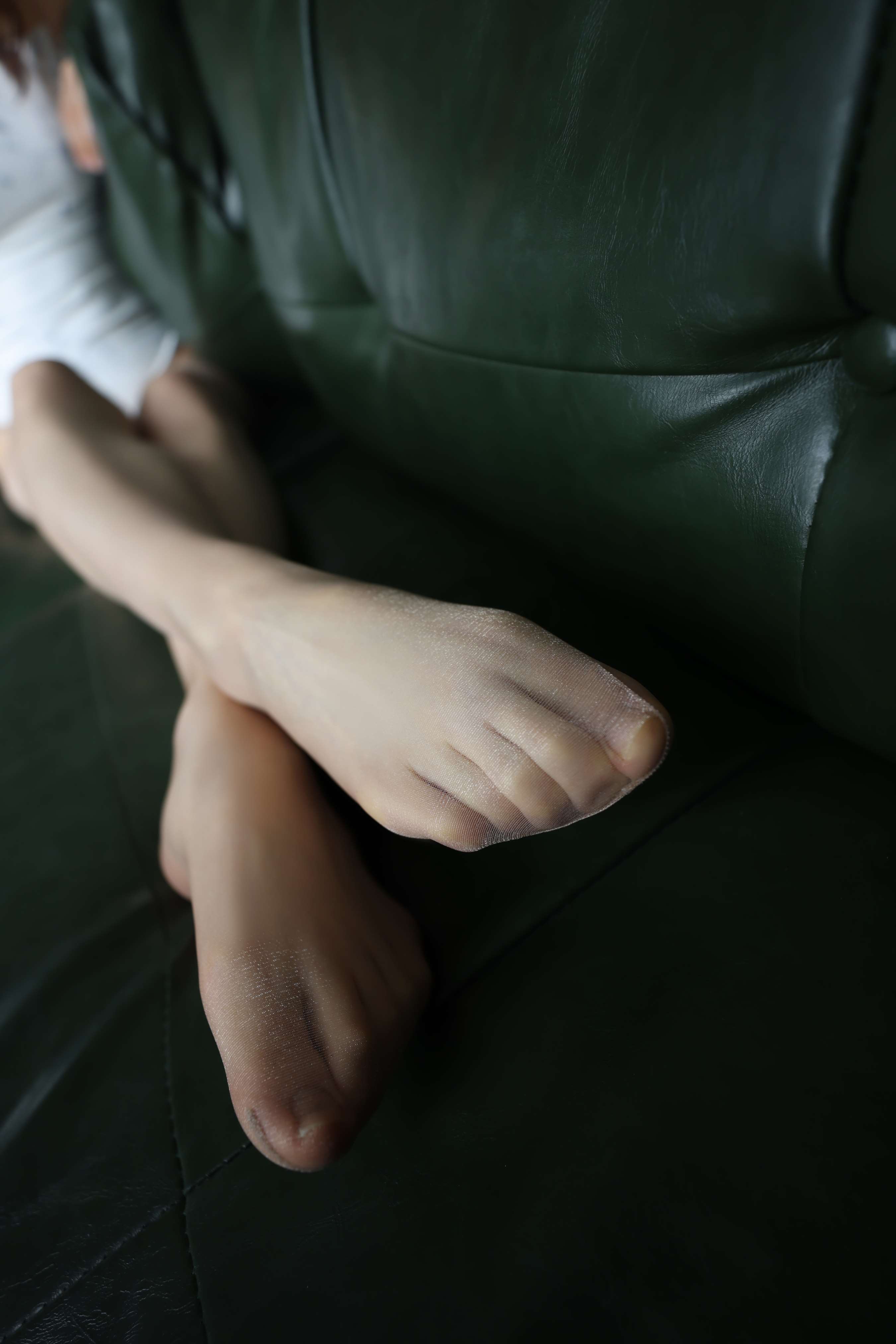 《芸芸》作品图