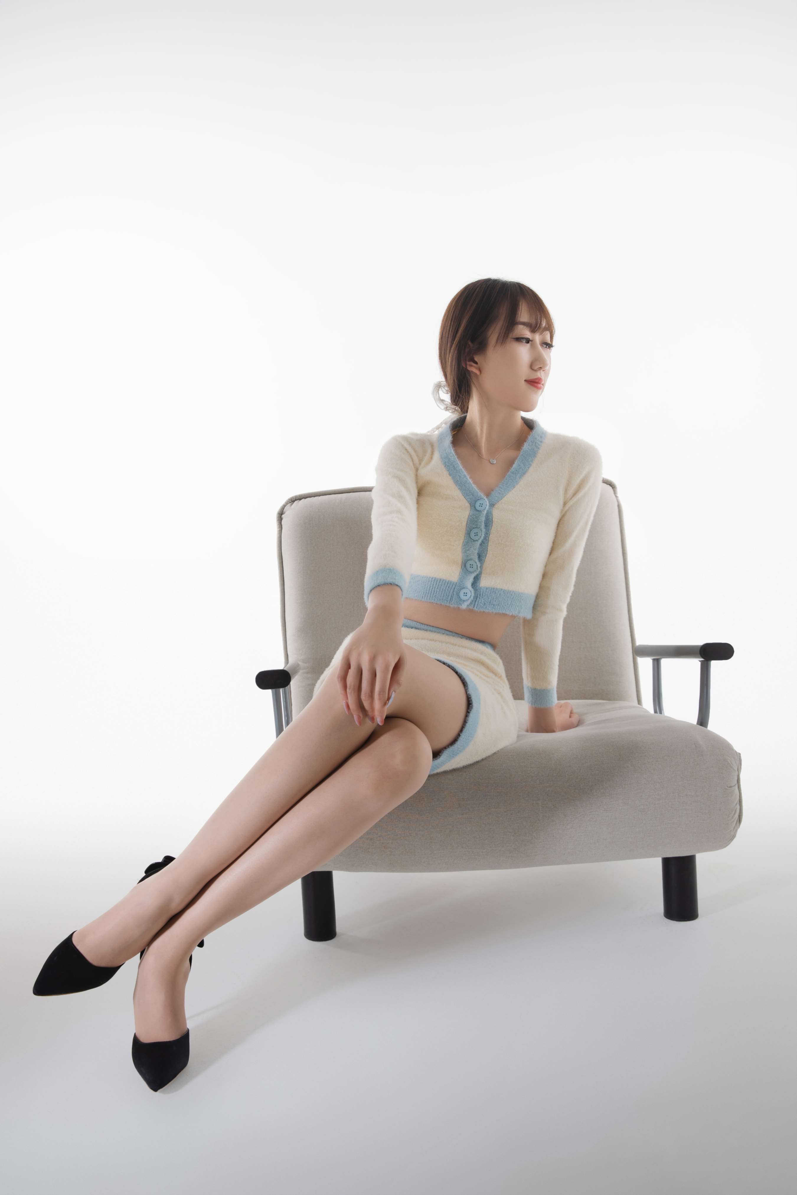 《杨光高跟の肉丝》作品图