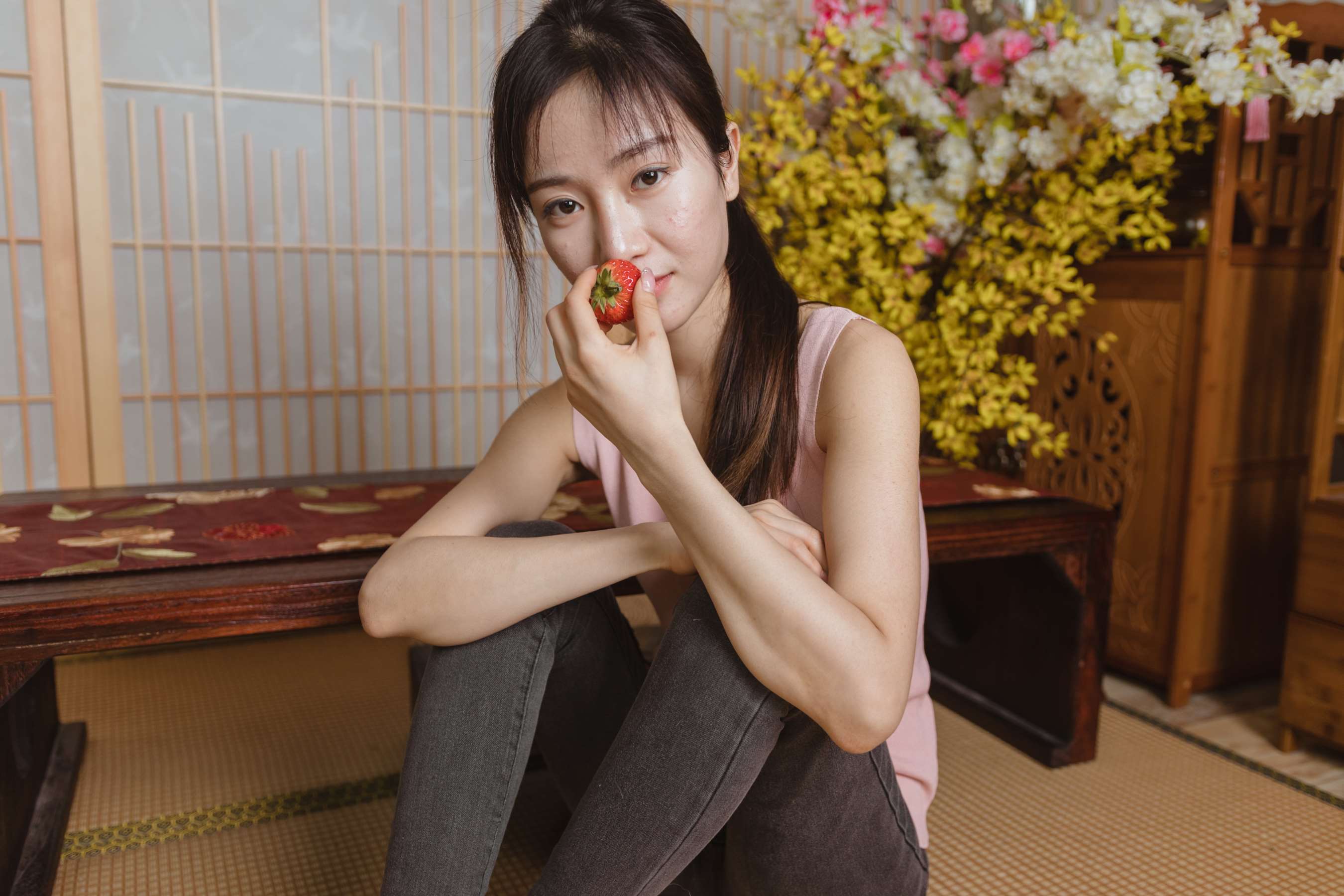 《苏苏 牛仔の嫩足》作品图