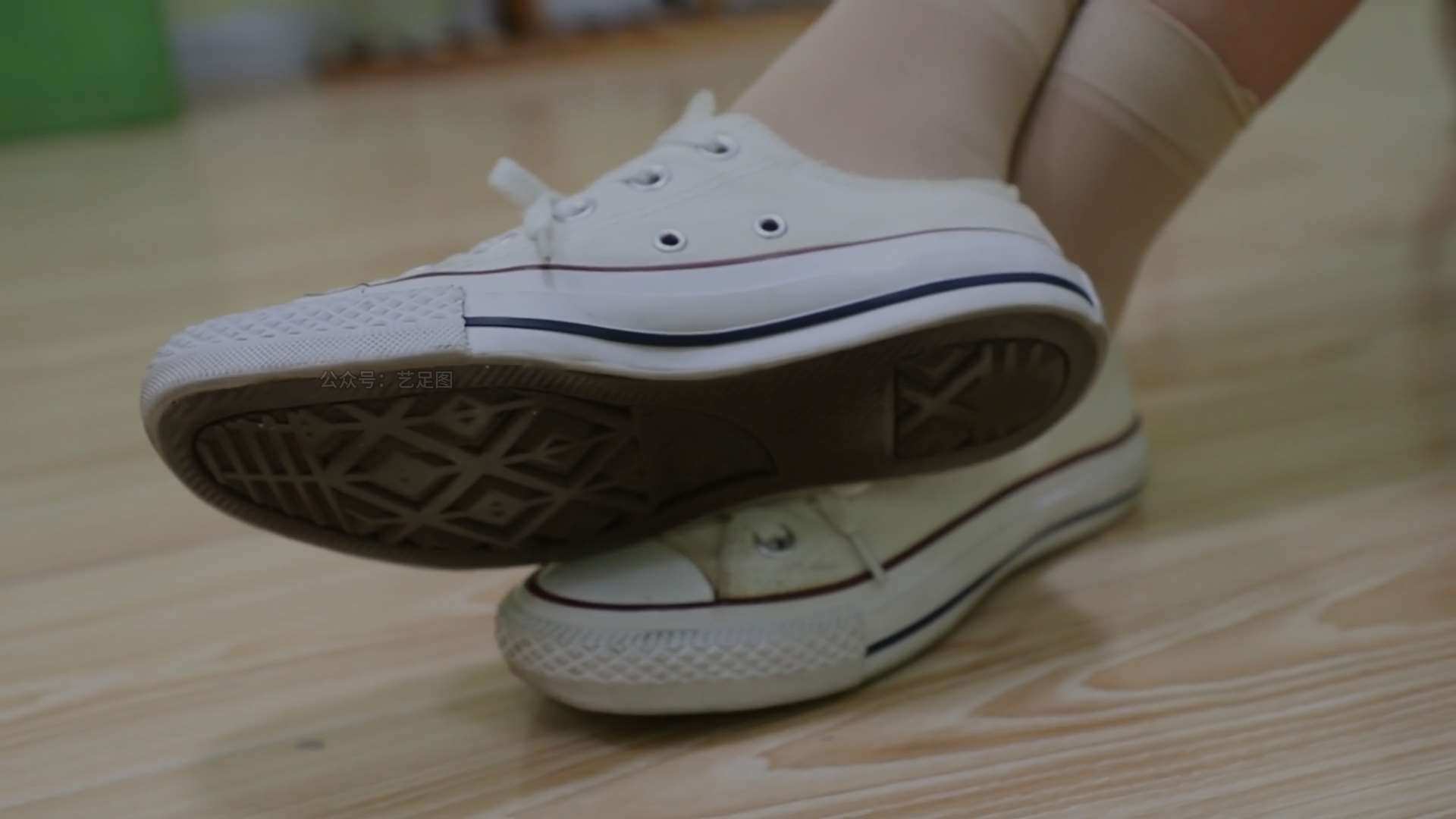 《[视频]少女帆布鞋の短丝》作品图