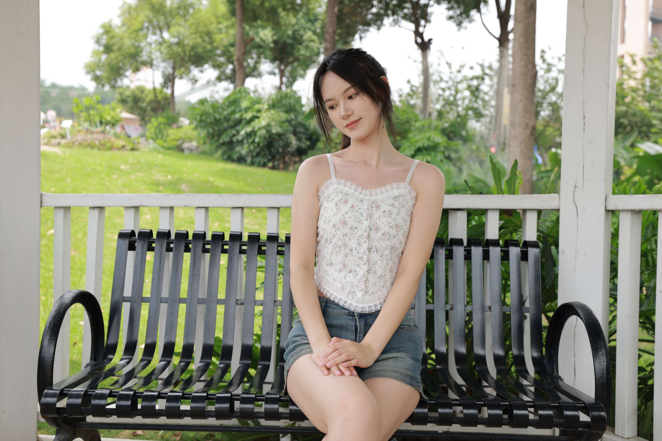 《梦瑶不穿袜》作品图