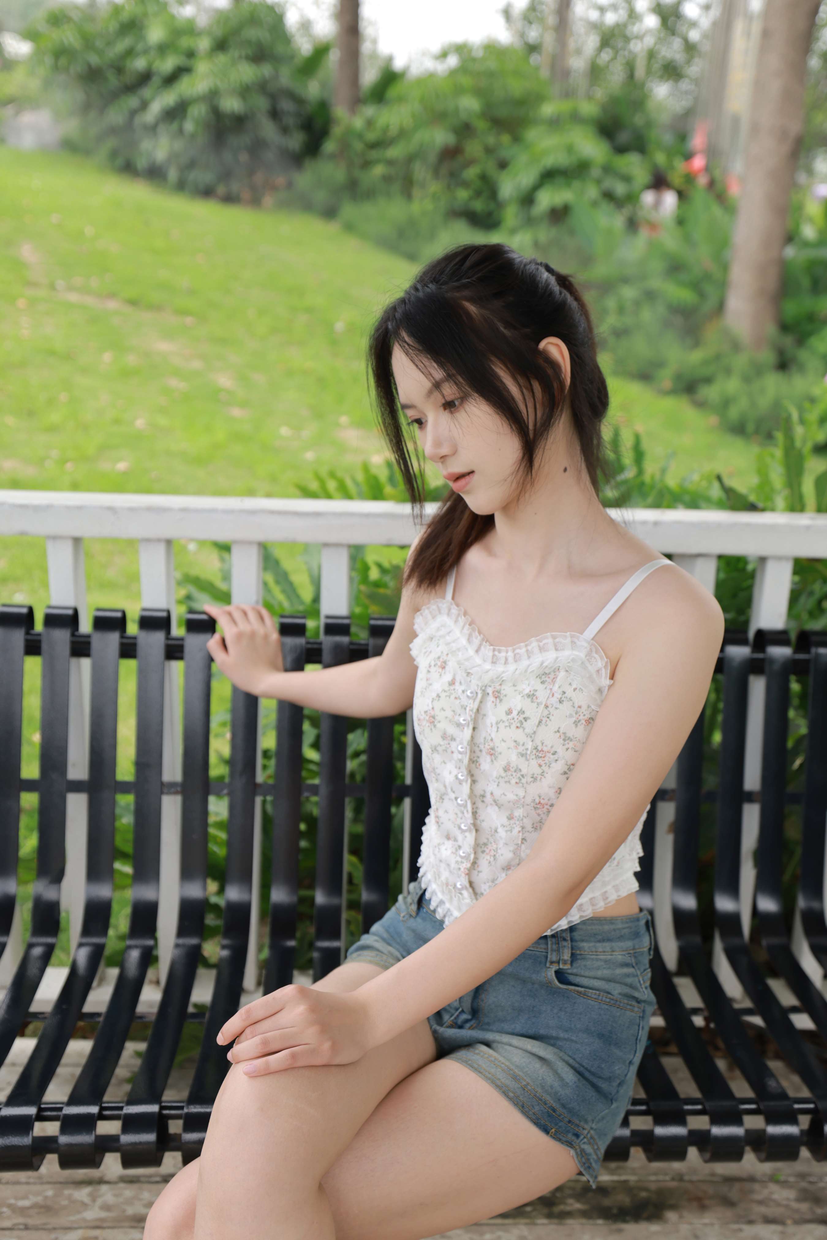 《梦瑶不穿袜》作品图