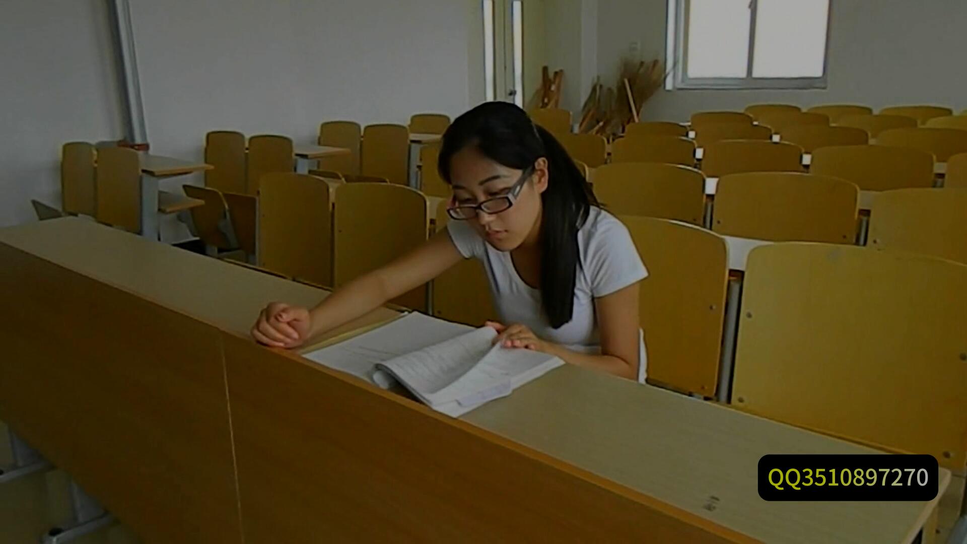 《[视频]挠落丹脚丫》作品图