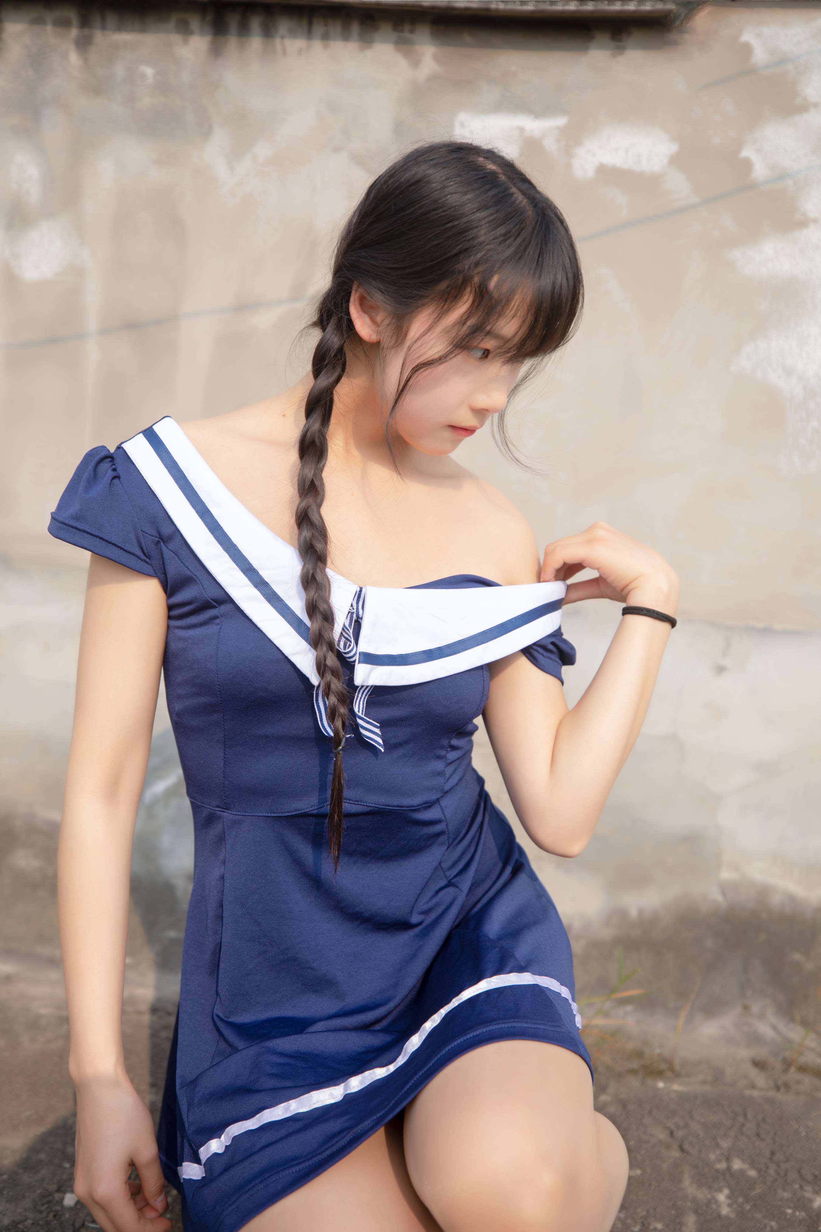 《灵唯 制服》作品图