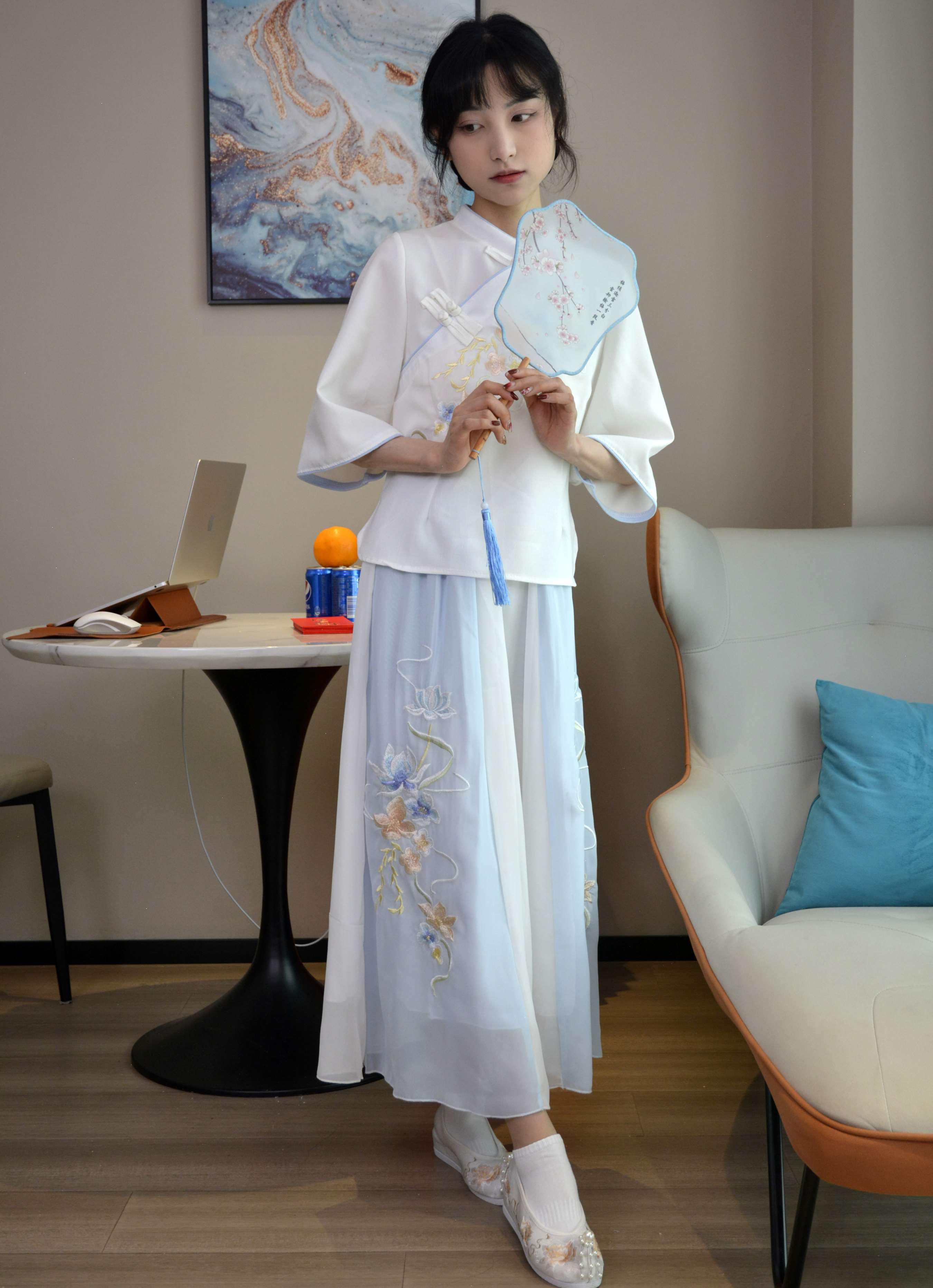 《柒柒 古往今来》作品图