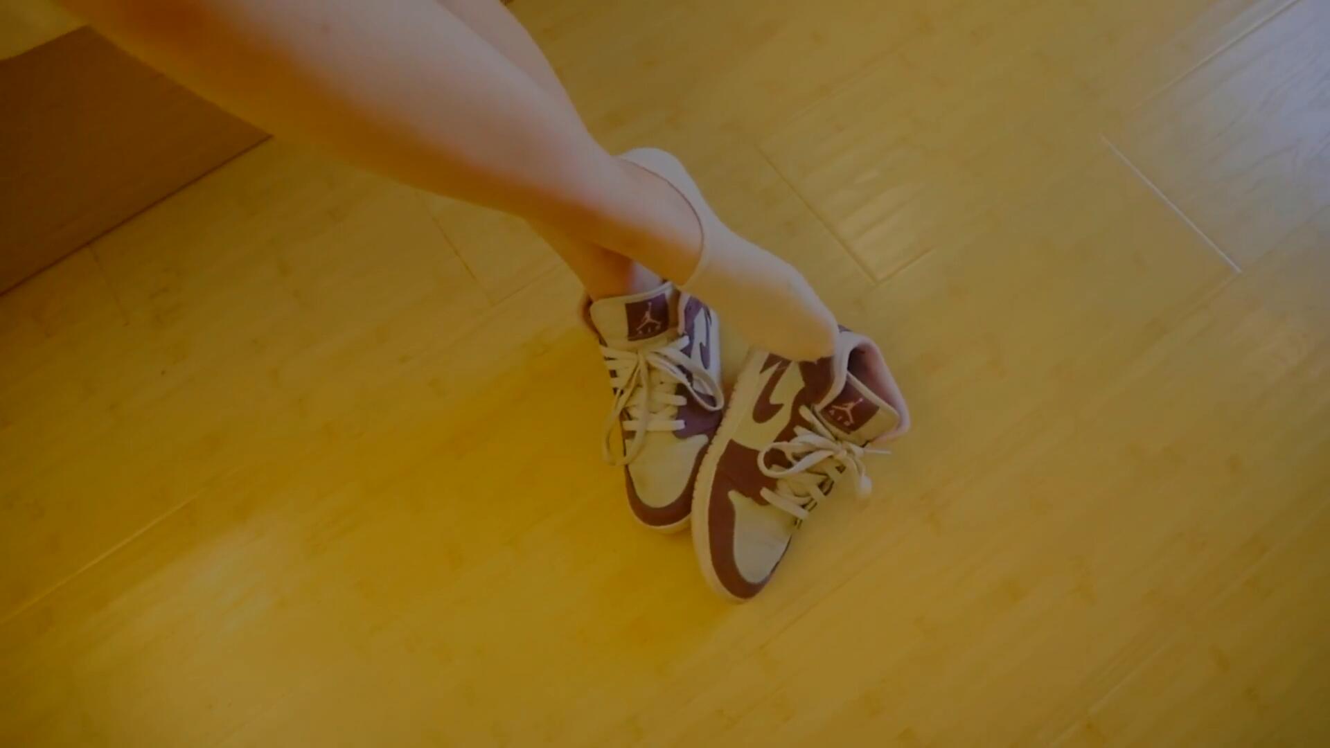 《[视频]小姐姐的船袜足》作品图