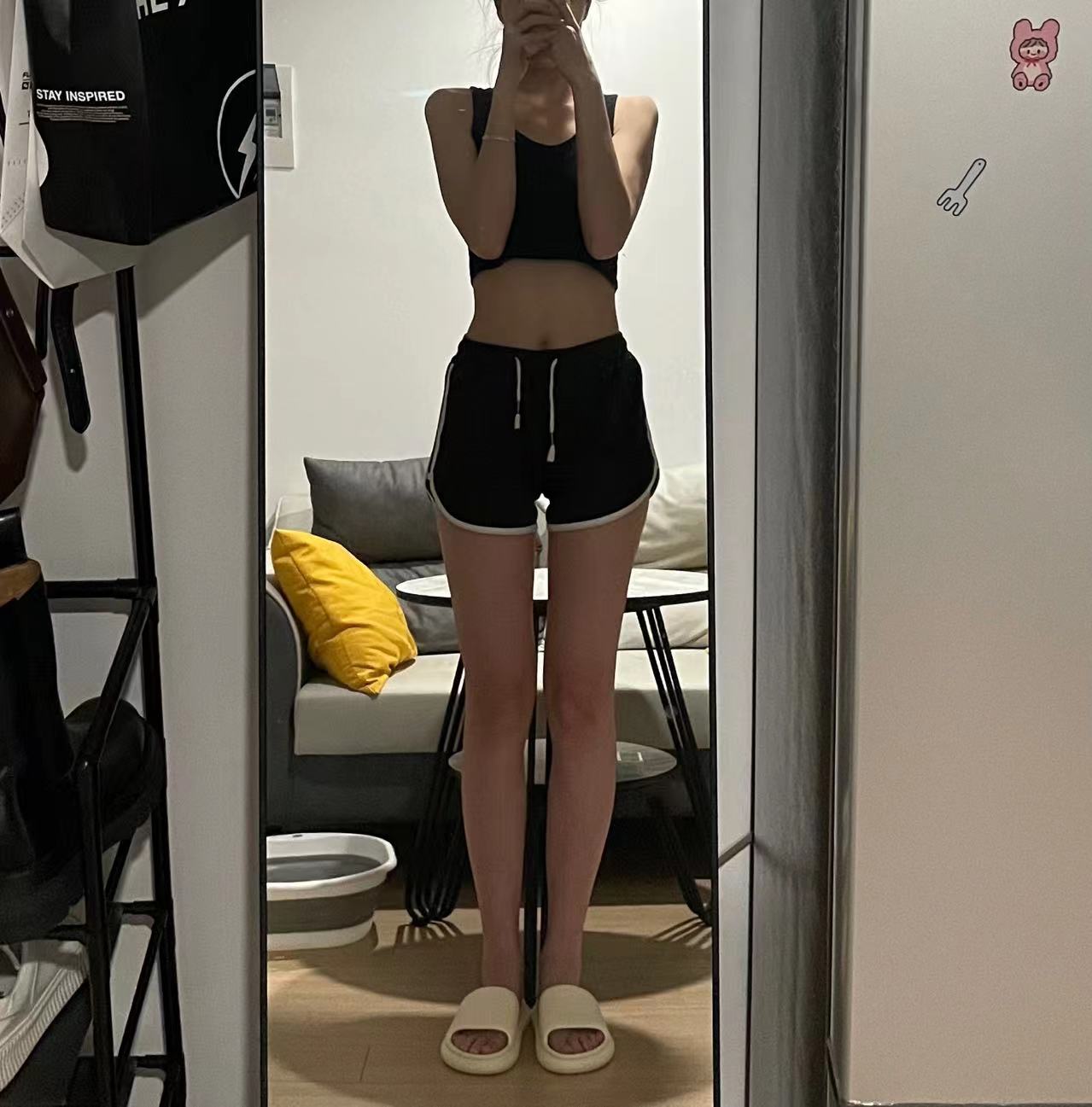 《大学生脚模面试 第二套》作品图