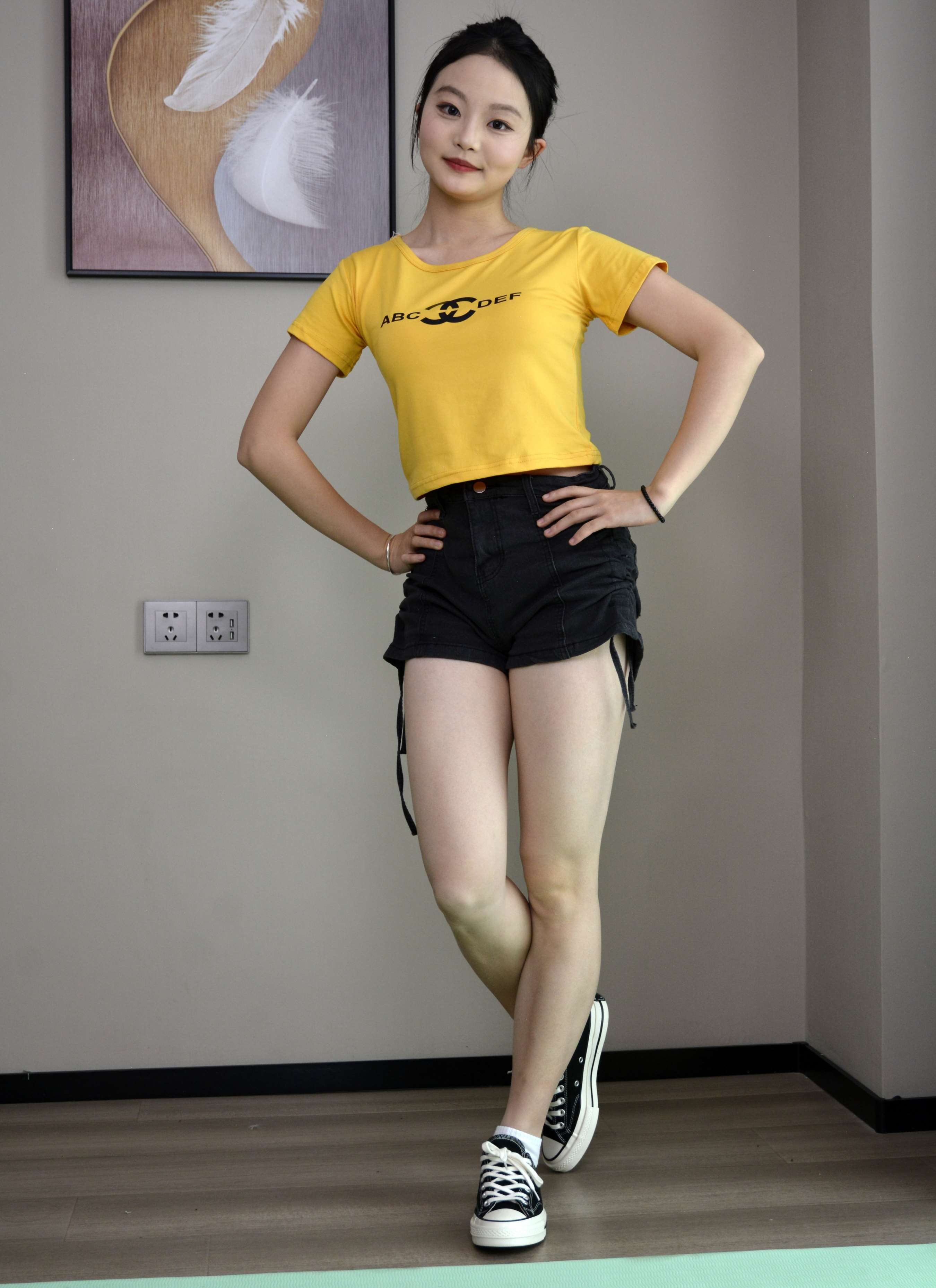 《双双の安妮 运动起来》作品图