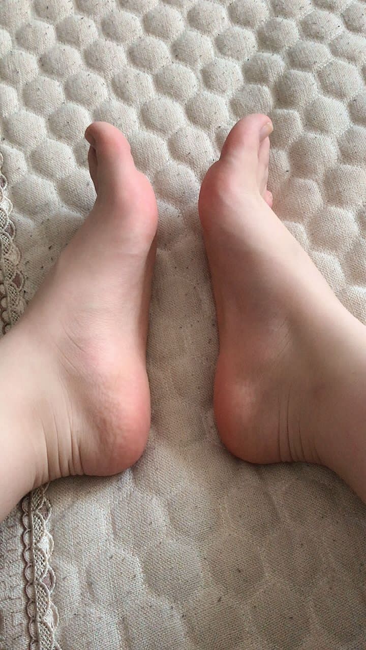 《大学生脚模面试-第五套》作品图