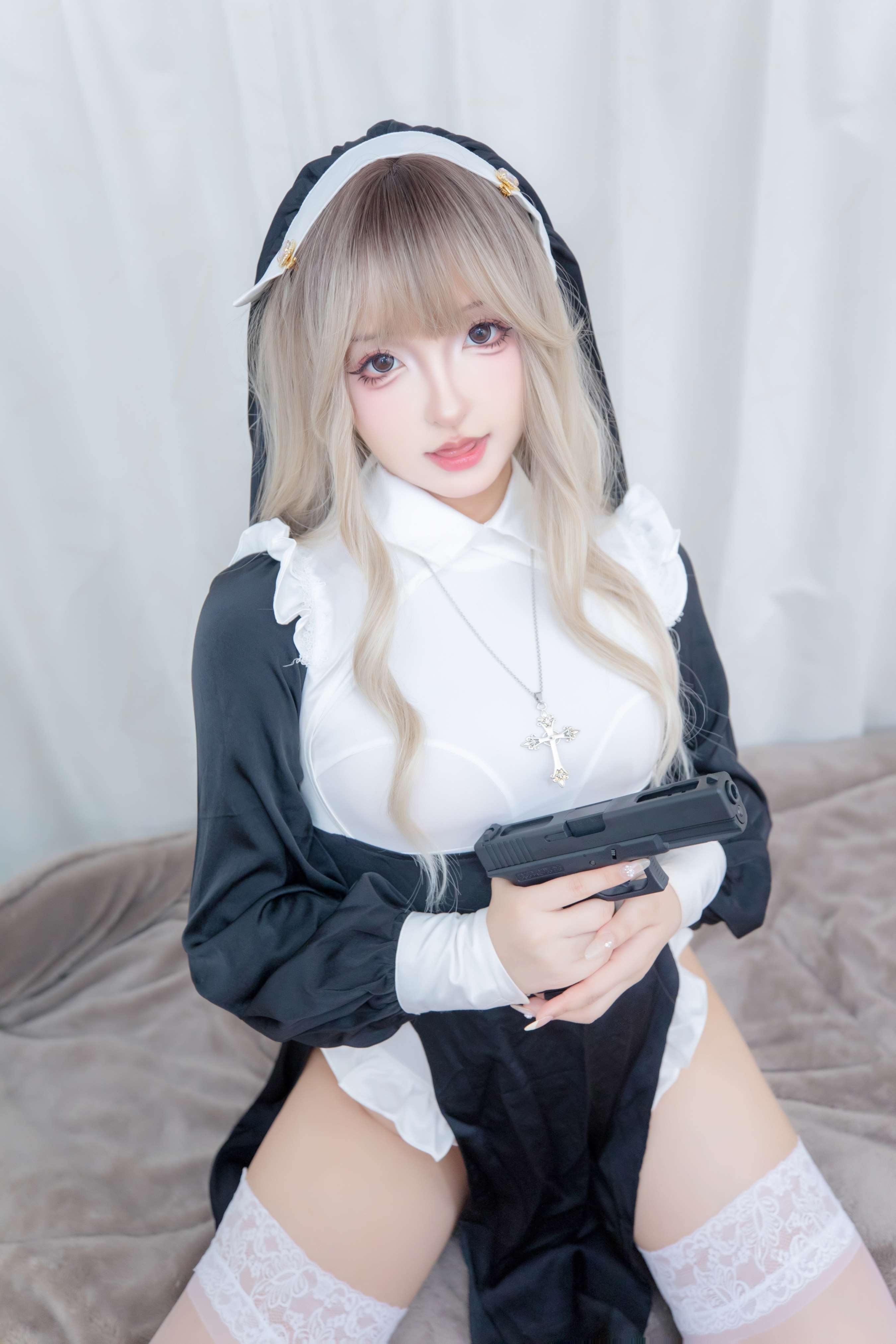 《战斗修女》作品图