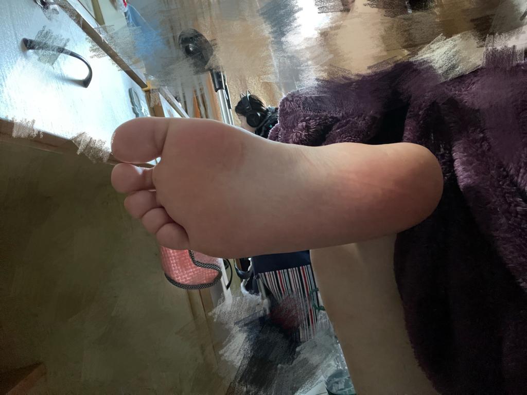 《大学生脚模面试-第14套》作品图