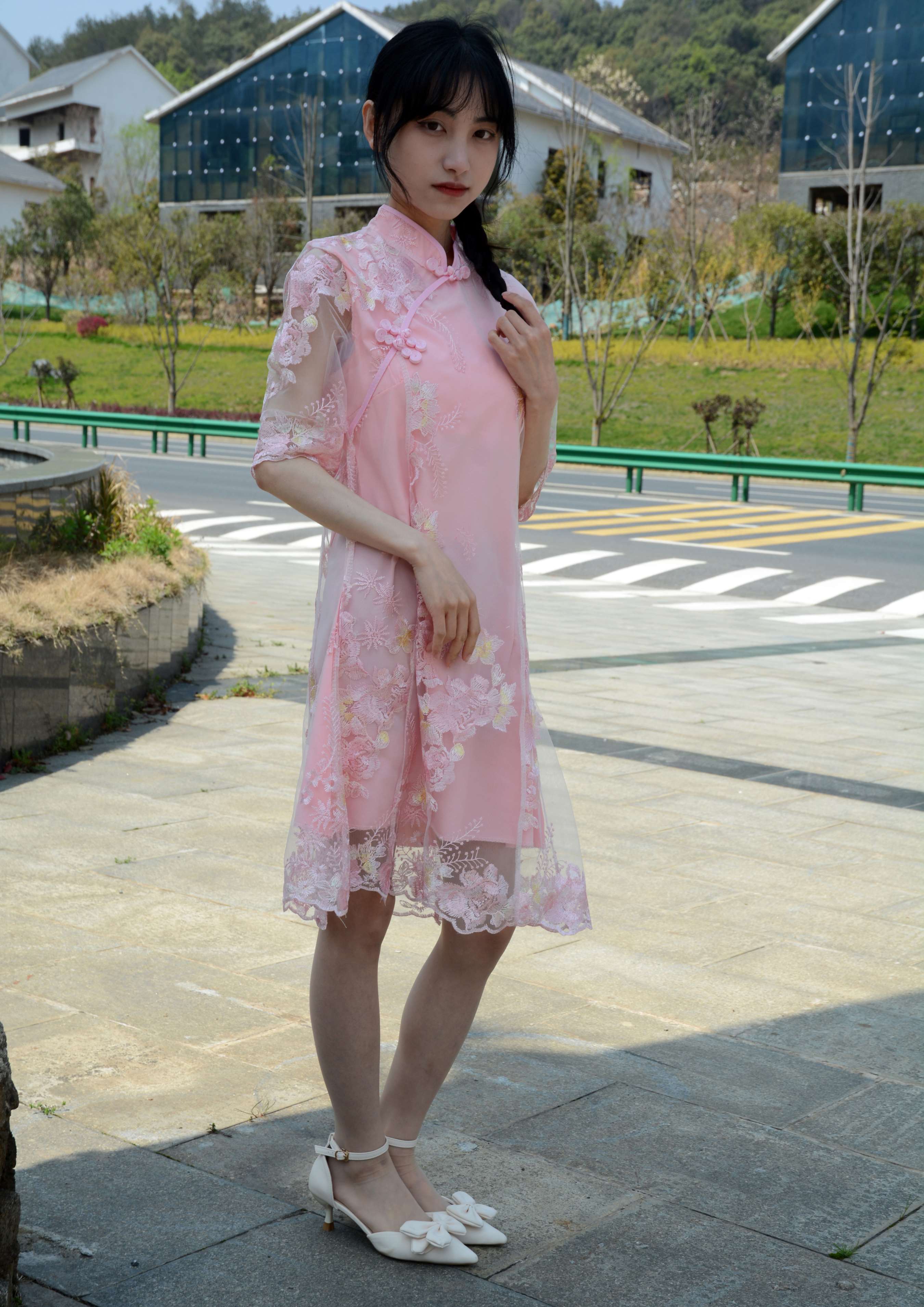 《柒柒 旗袍废墟》作品图