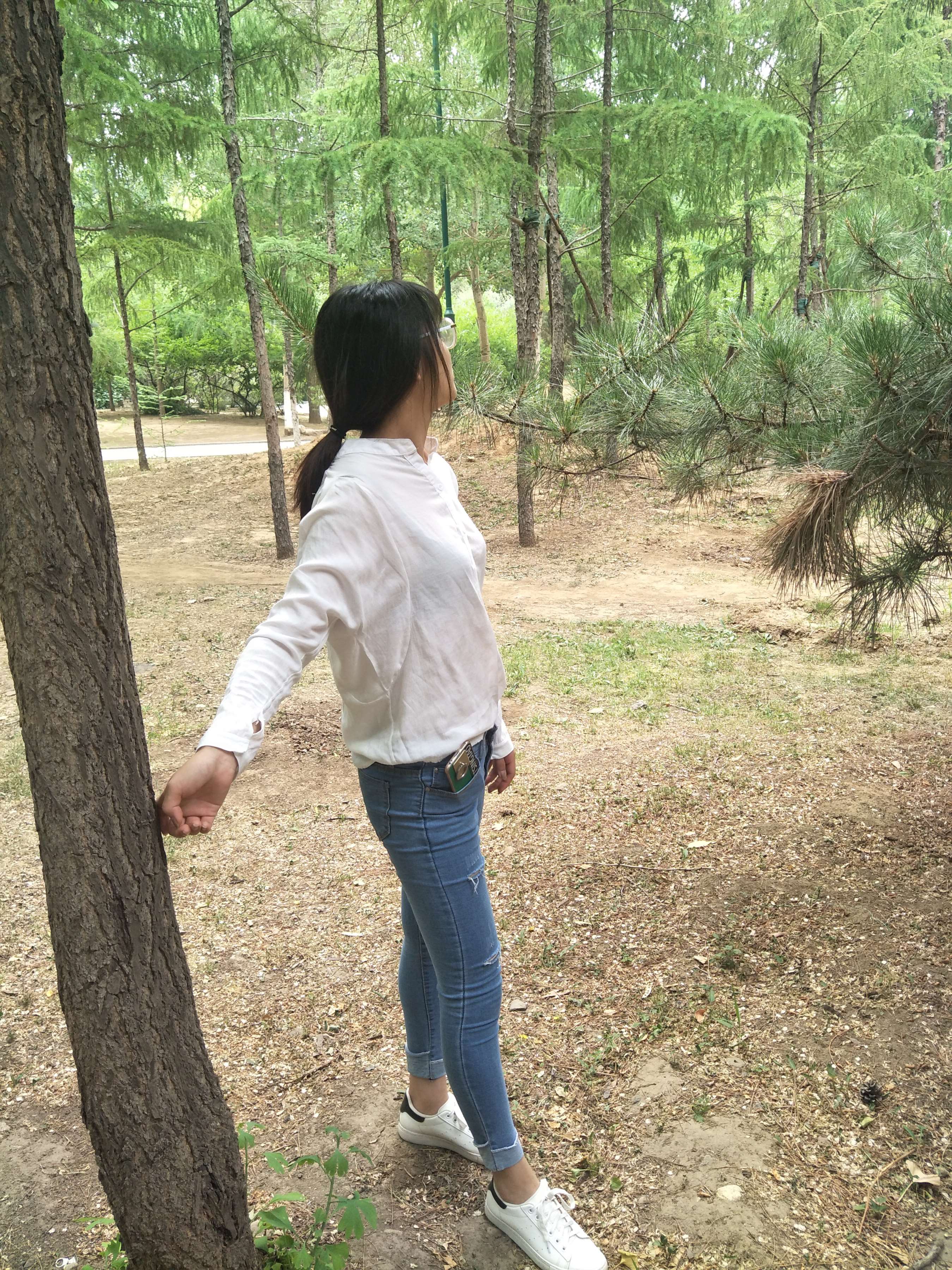 《堂妹紧牛户外棉袜换网袜》作品图