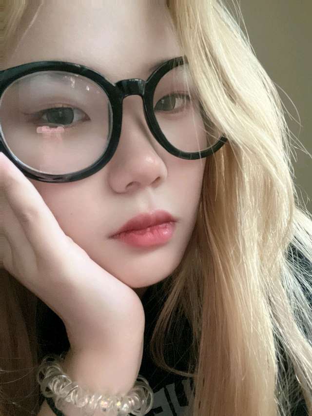 《大学生脚模面试-第23套》作品图