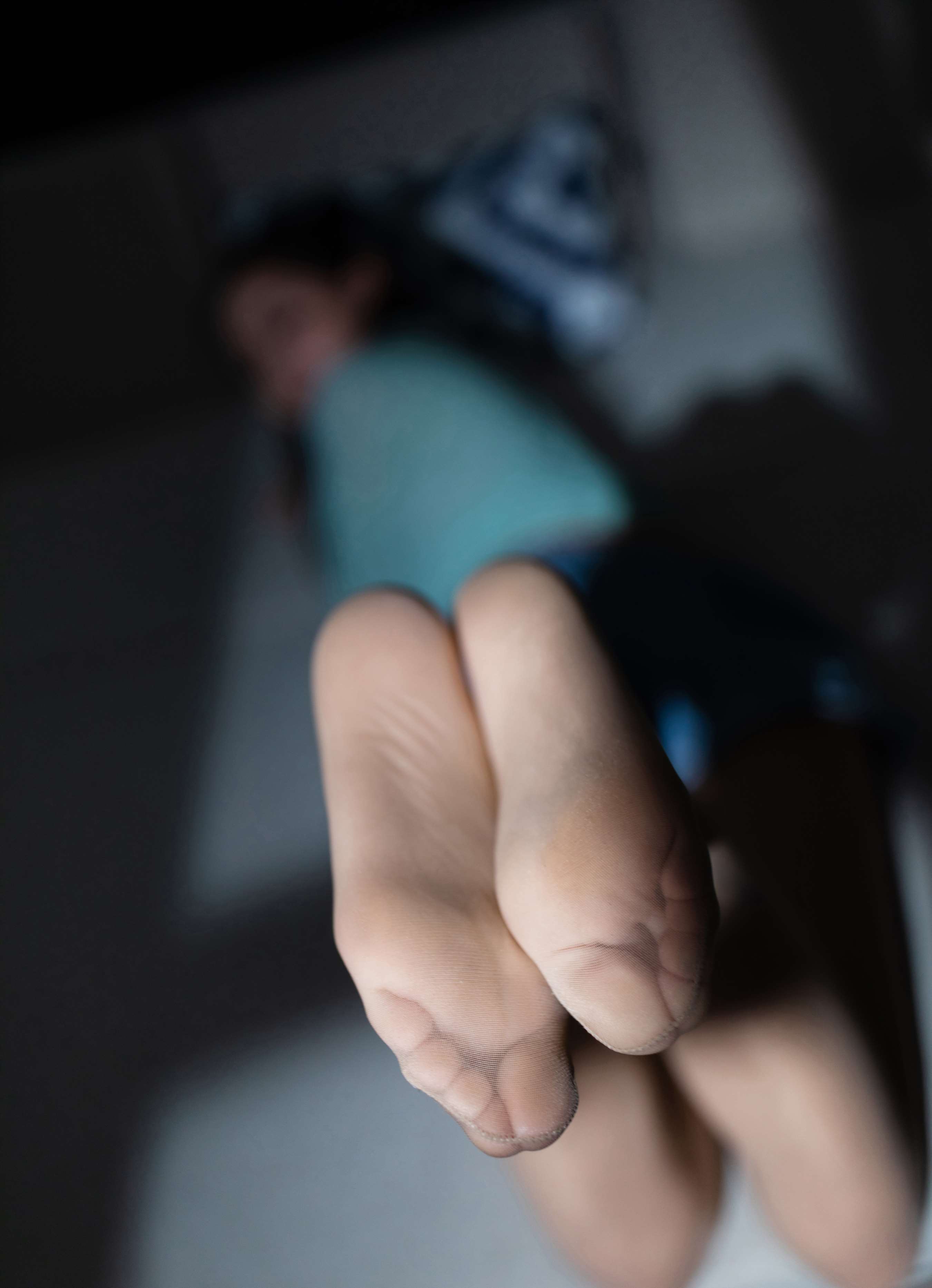 《颜妮高跟の肉丝》作品图